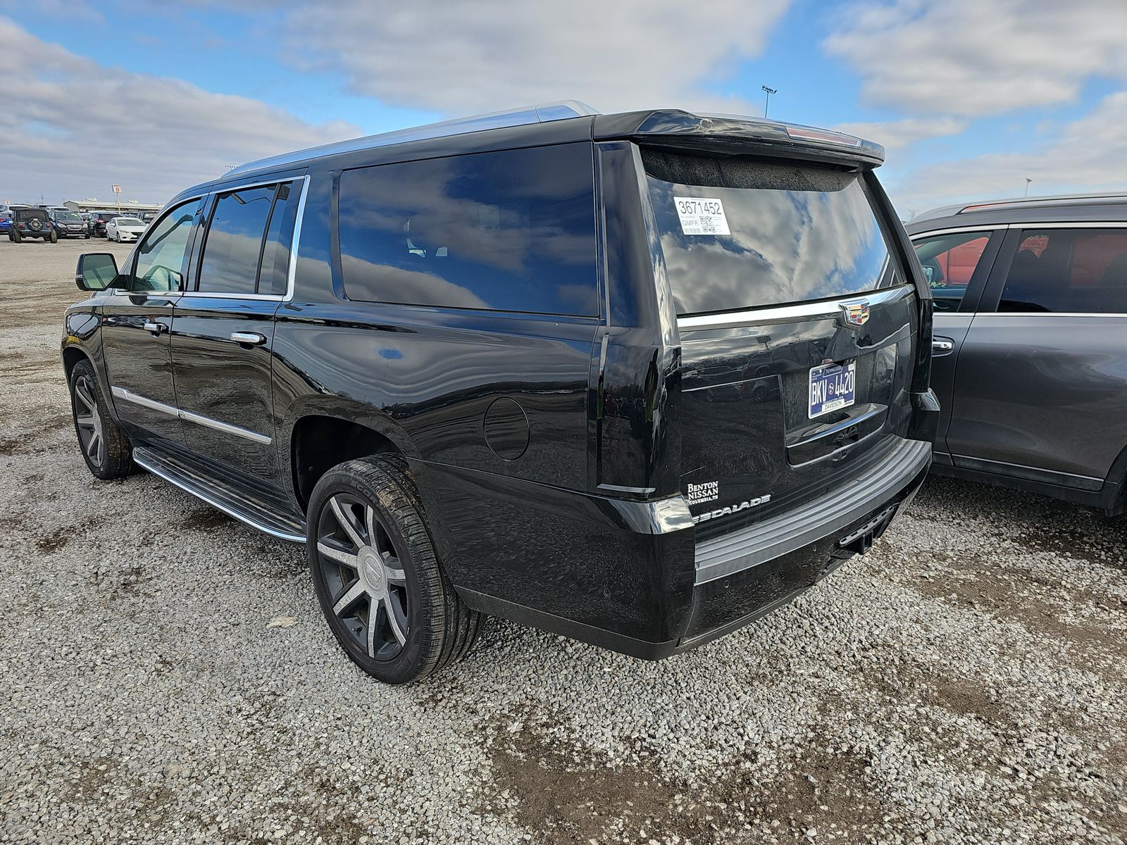 2018 Cadillac Escalade ESV LUXURY AWD