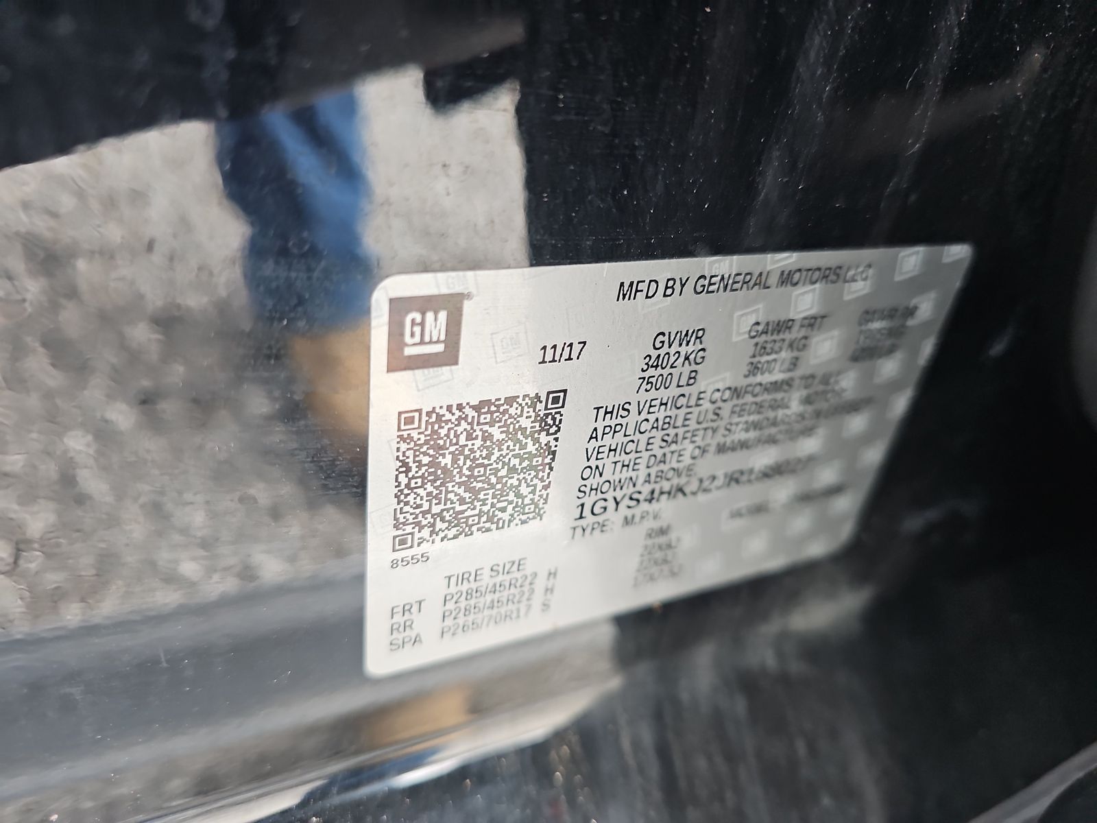 2018 Cadillac Escalade ESV LUXURY AWD