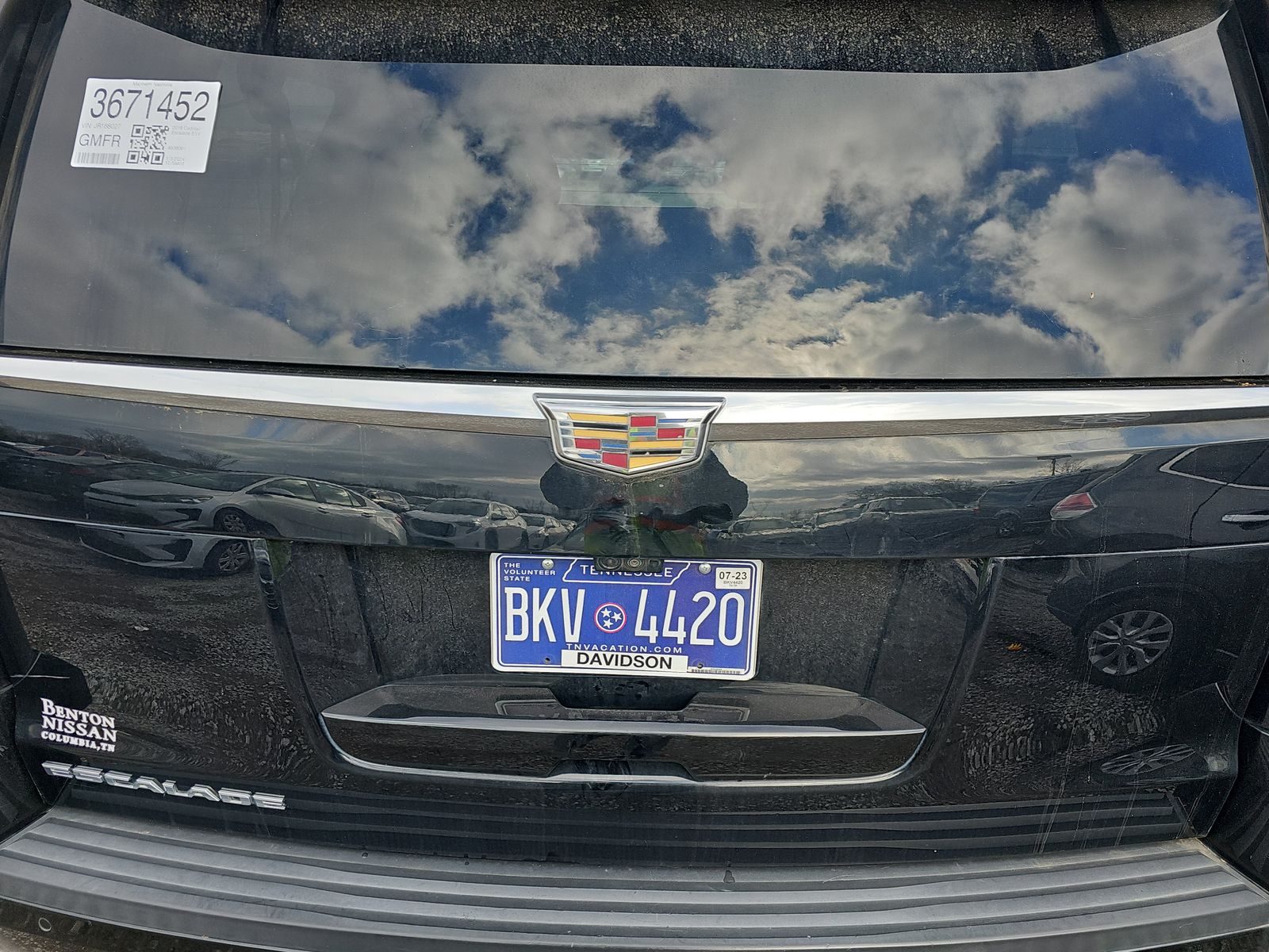 2018 Cadillac Escalade ESV LUXURY AWD