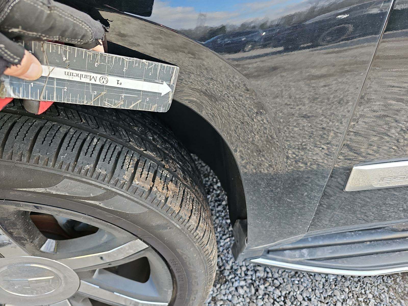 2018 Cadillac Escalade ESV LUXURY AWD