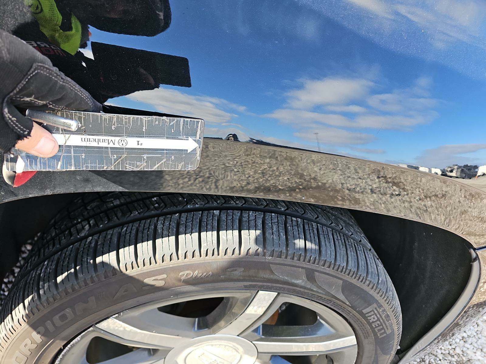 2018 Cadillac Escalade ESV LUXURY AWD