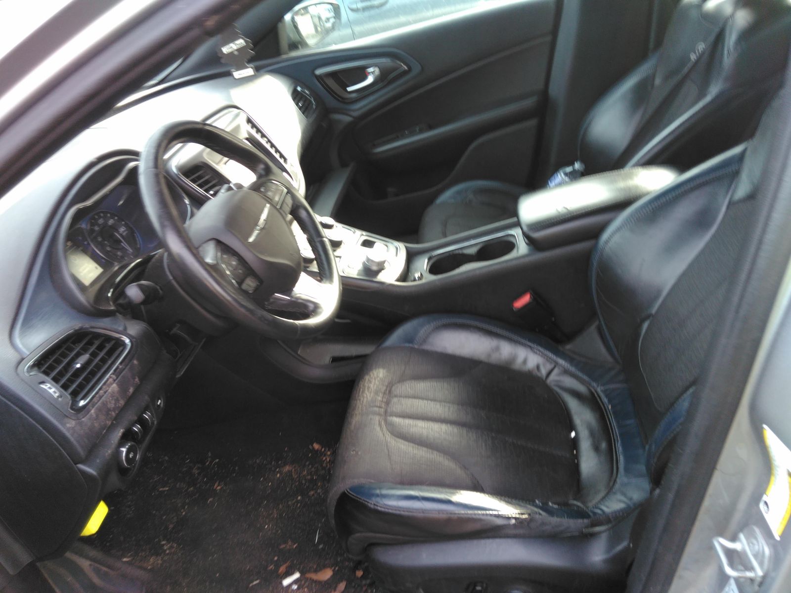 2015 Chrysler 200 S FWD