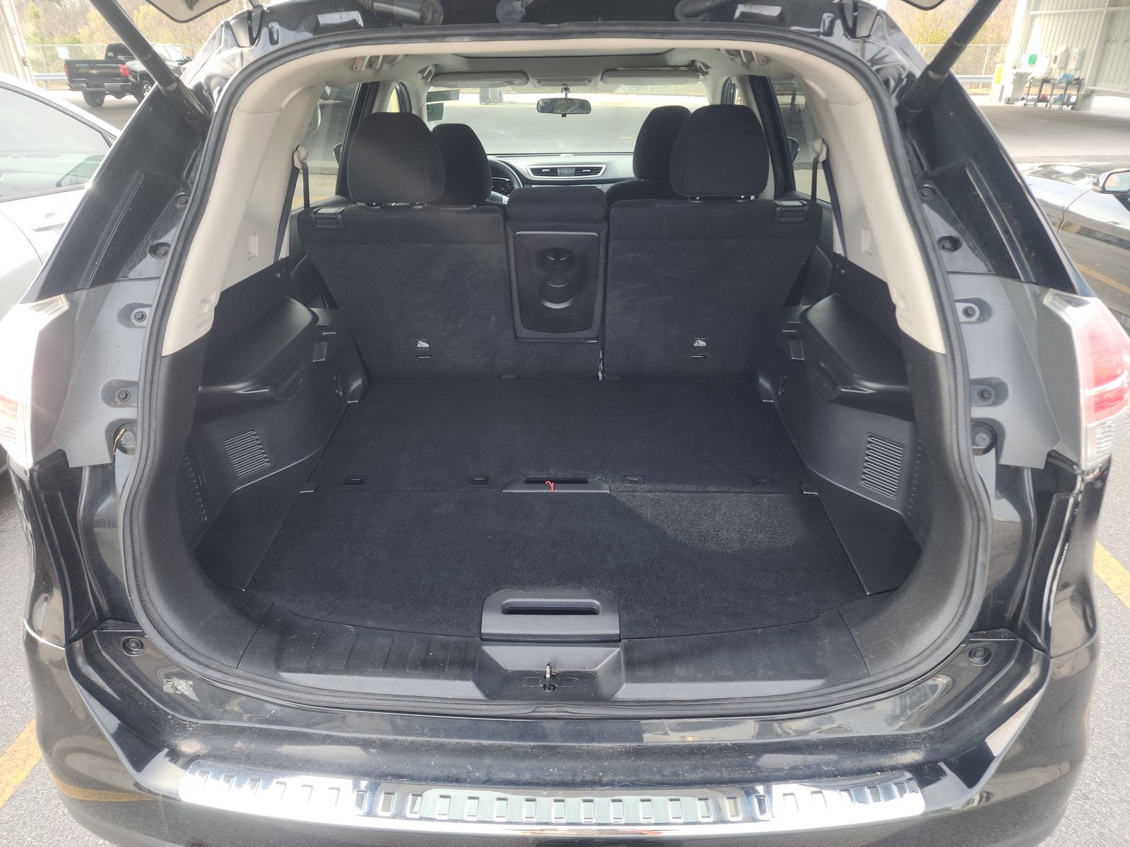 2014 Nissan Rogue SV FWD