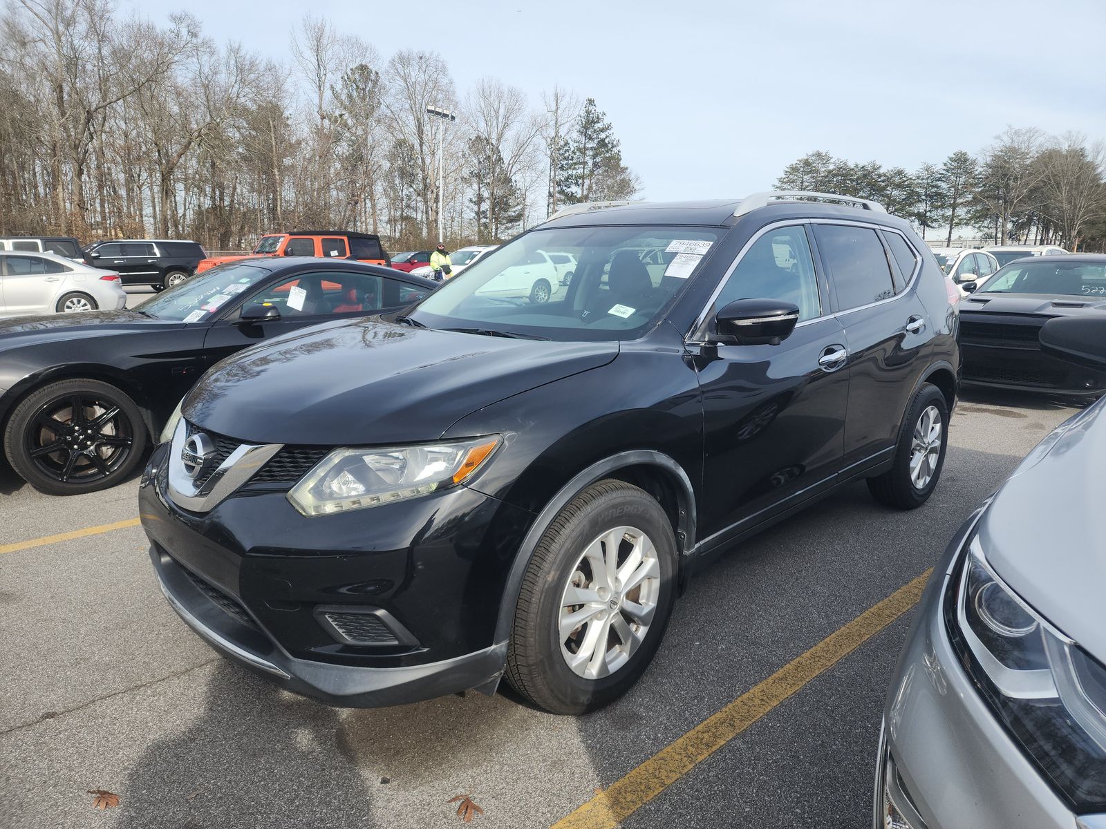 2014 Nissan Rogue SV FWD