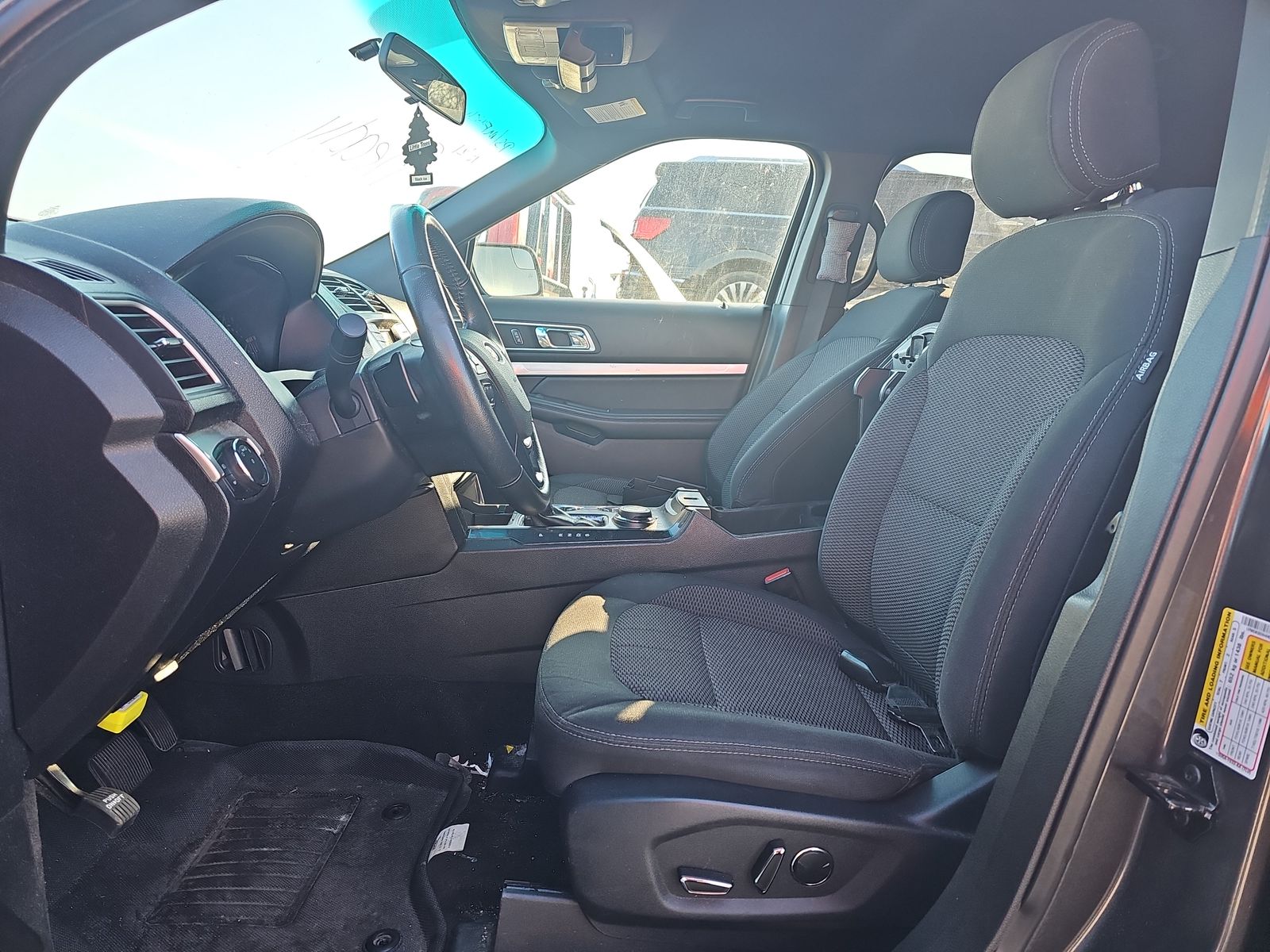 2017 Ford Explorer XLT AWD