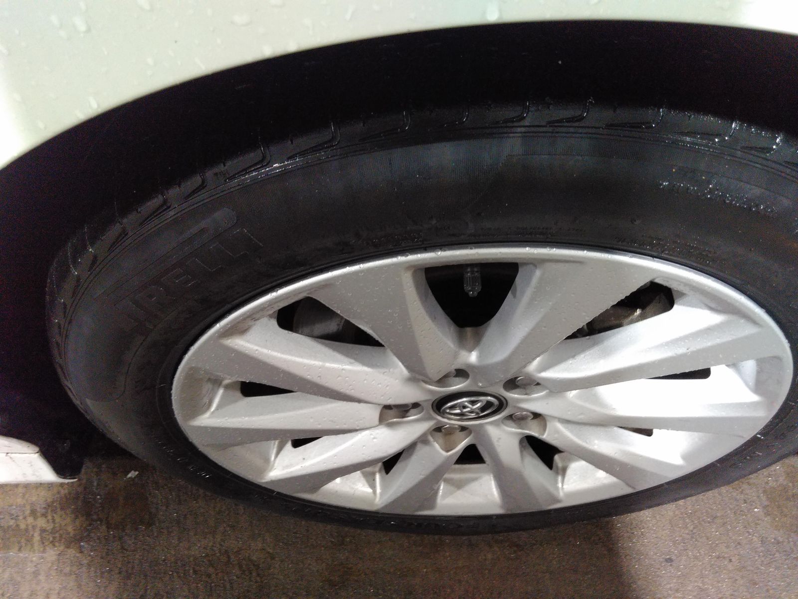 2020 Toyota Camry LE FWD