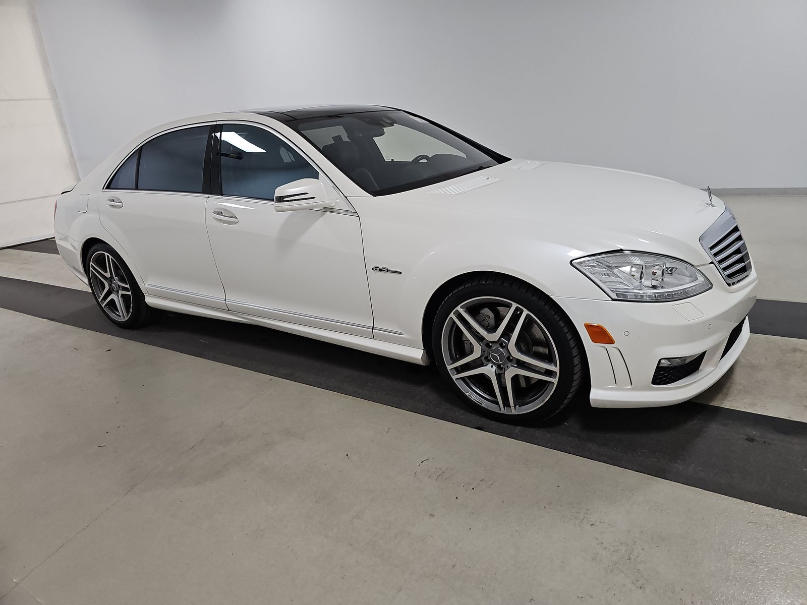 2010 Mercedes-Benz S-Class S63 AMG RWD