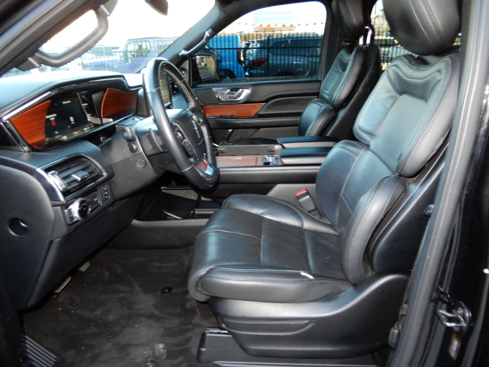 2018 Lincoln Navigator Select AWD