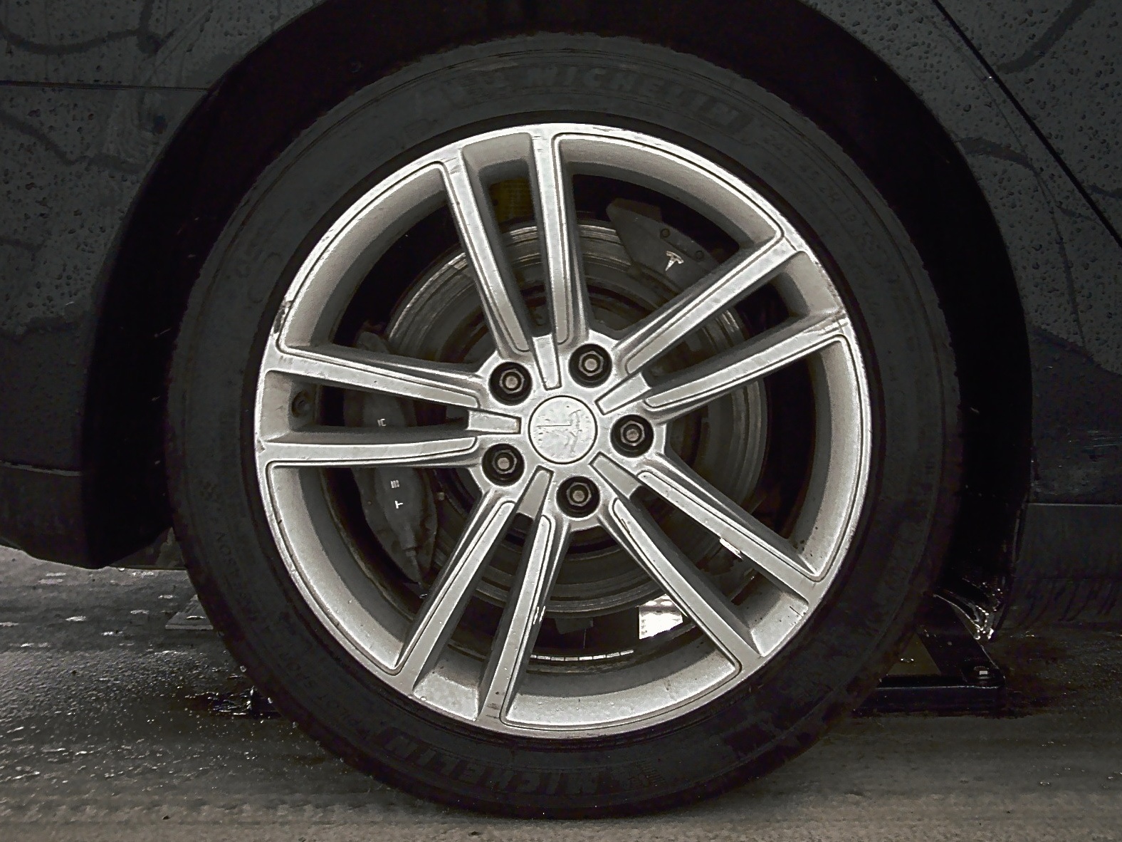 2014 Tesla Model S 60 RWD