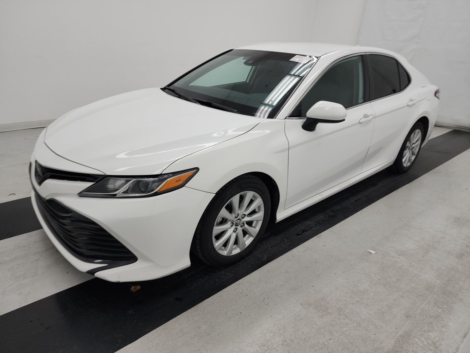 2020 Toyota Camry LE FWD