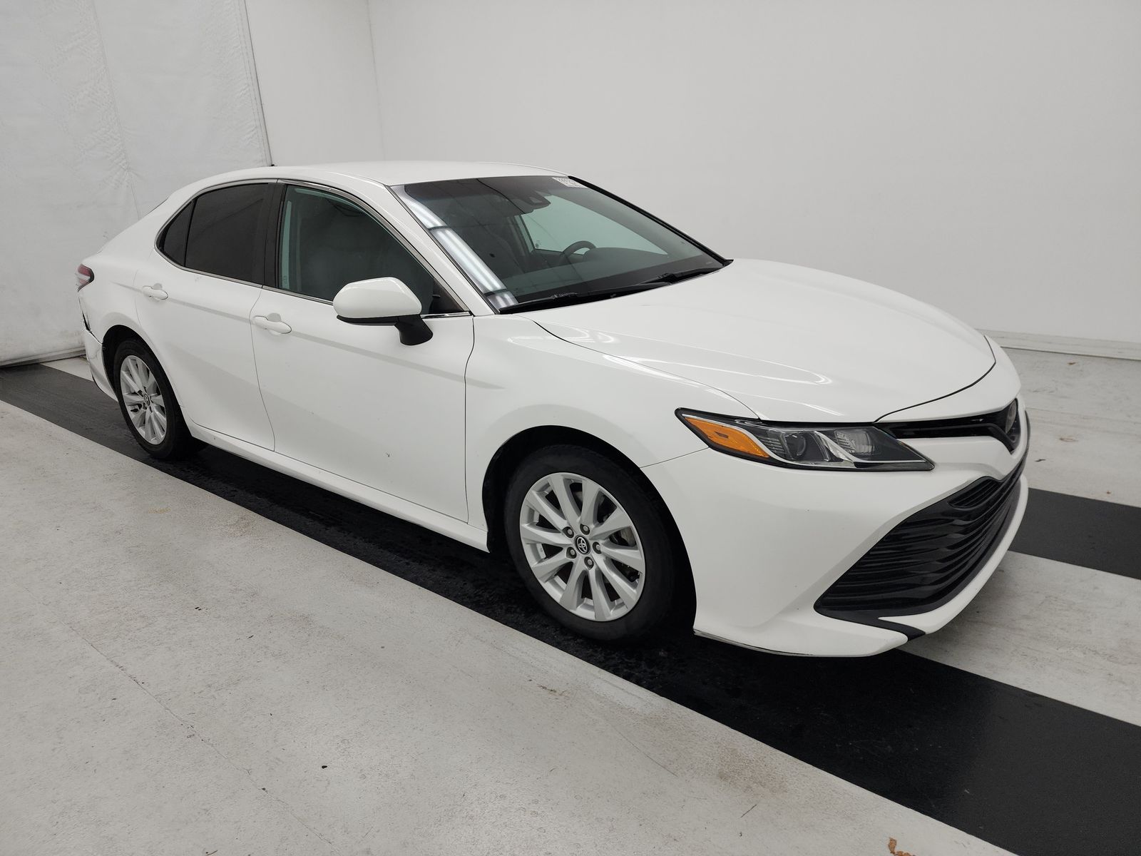 2020 Toyota Camry LE FWD
