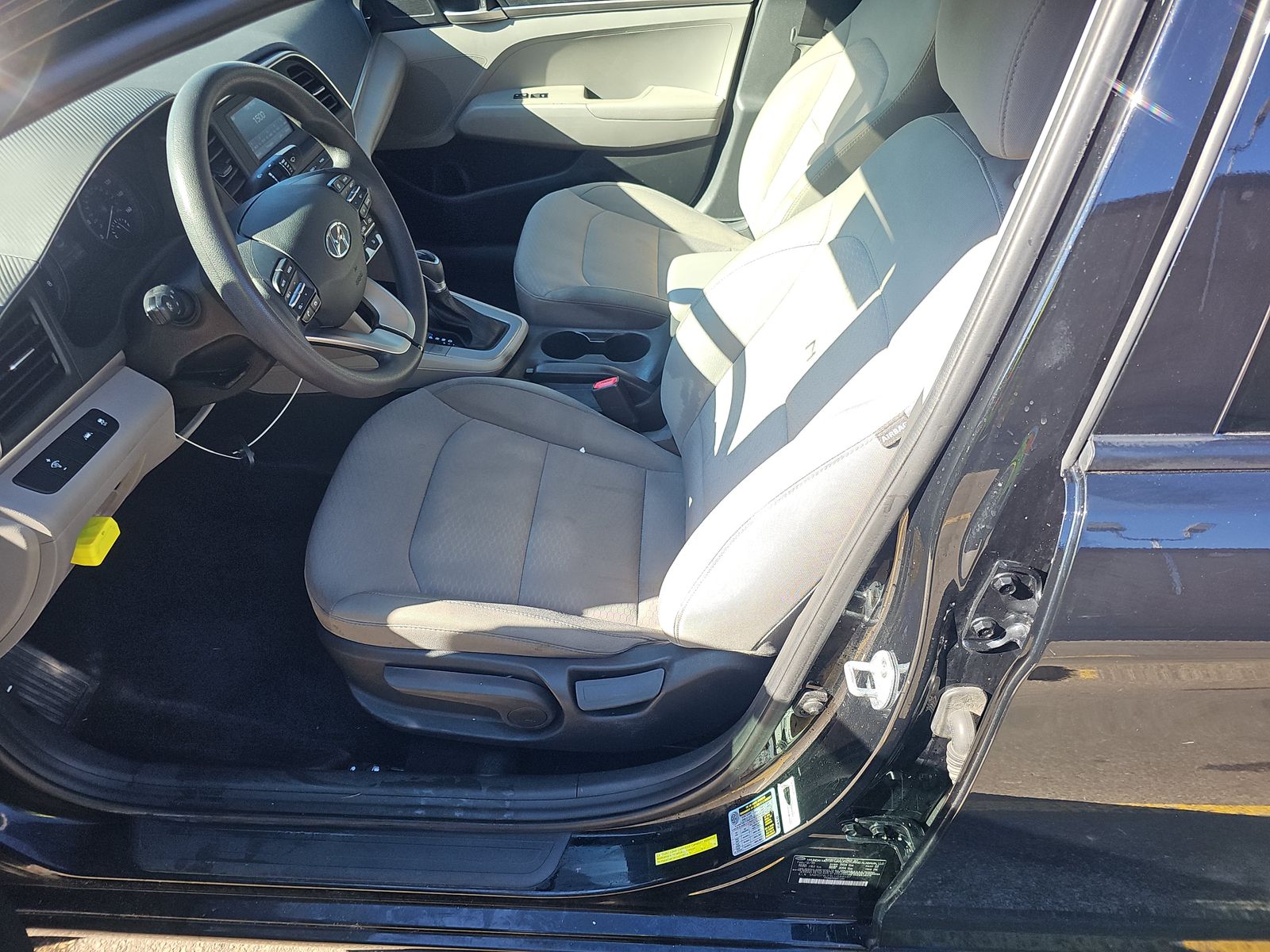 2020 Hyundai Elantra SE FWD