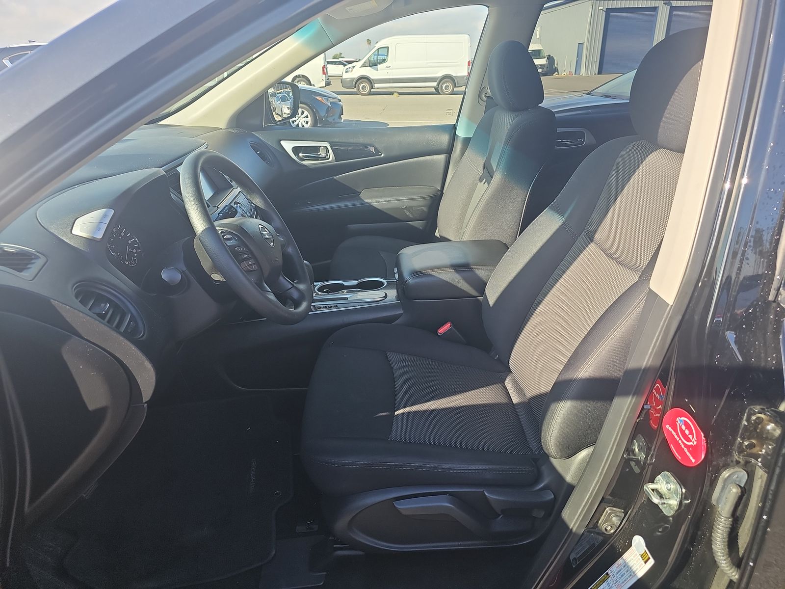 2019 Nissan Pathfinder S FWD