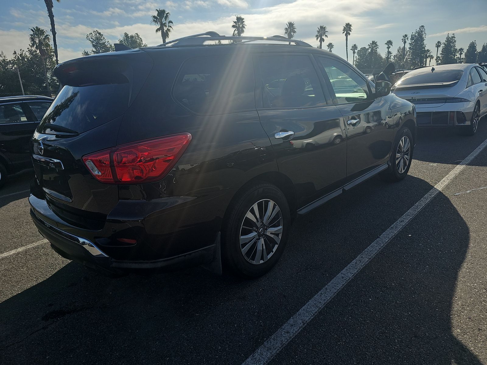 2019 Nissan Pathfinder S FWD
