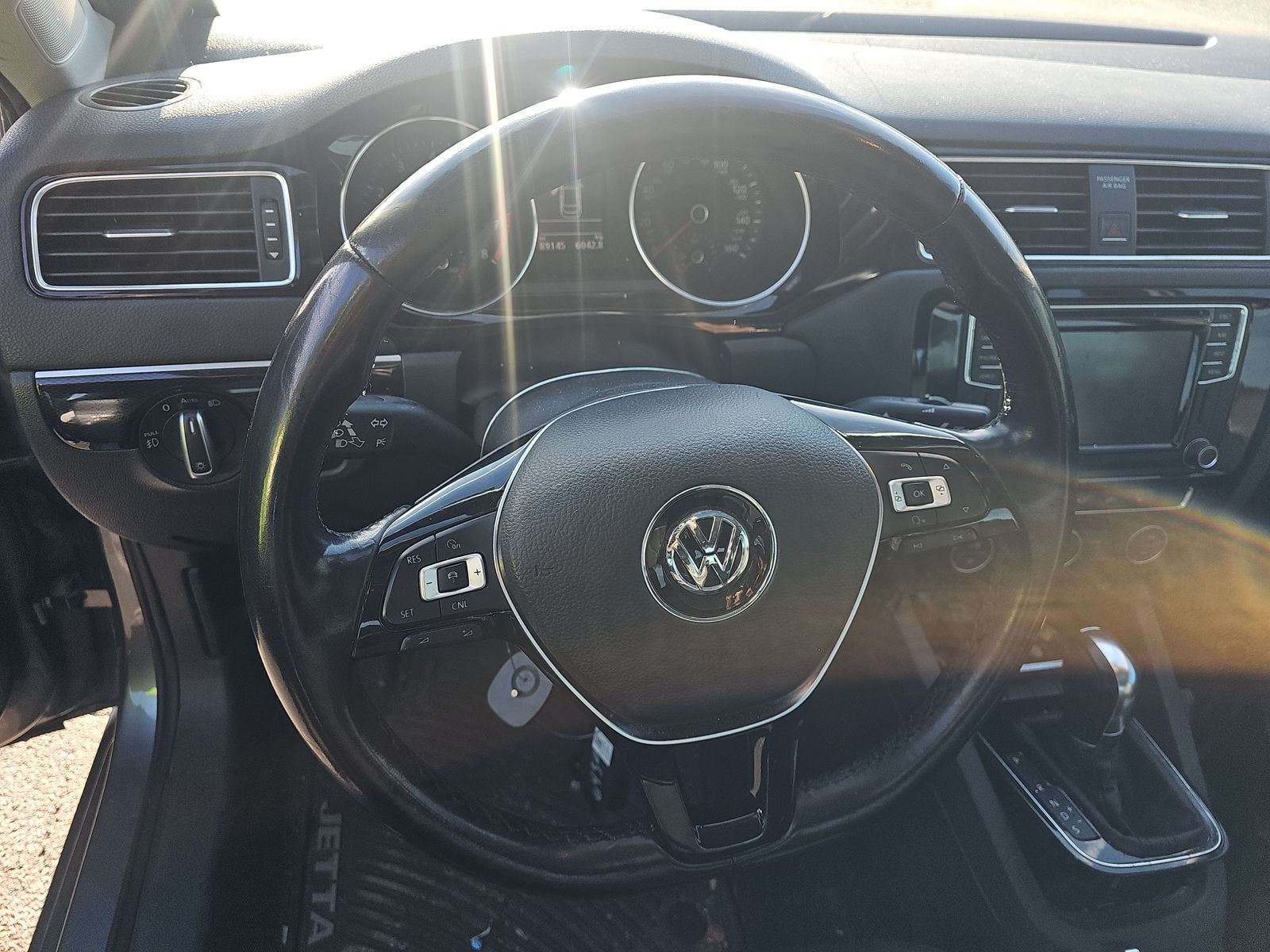 2017 Volkswagen Jetta 1.8T SEL FWD