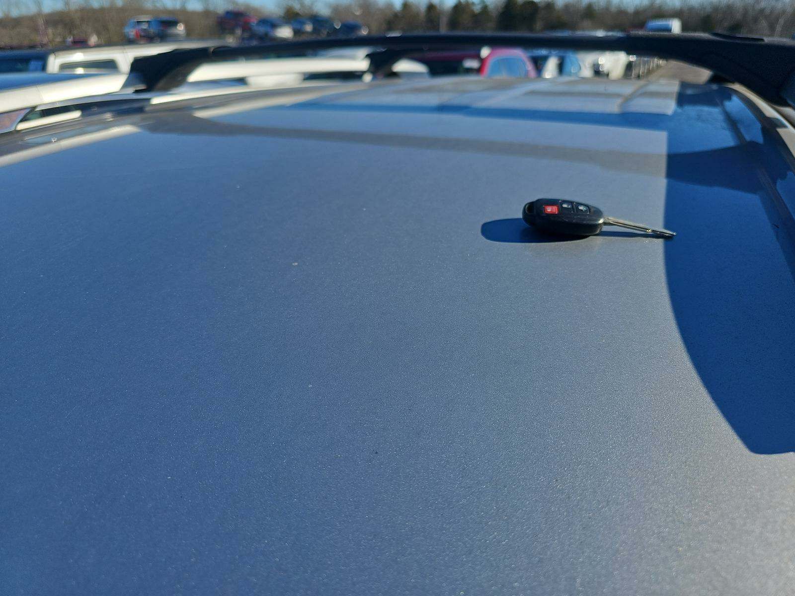 2017 Toyota RAV4 LE FWD