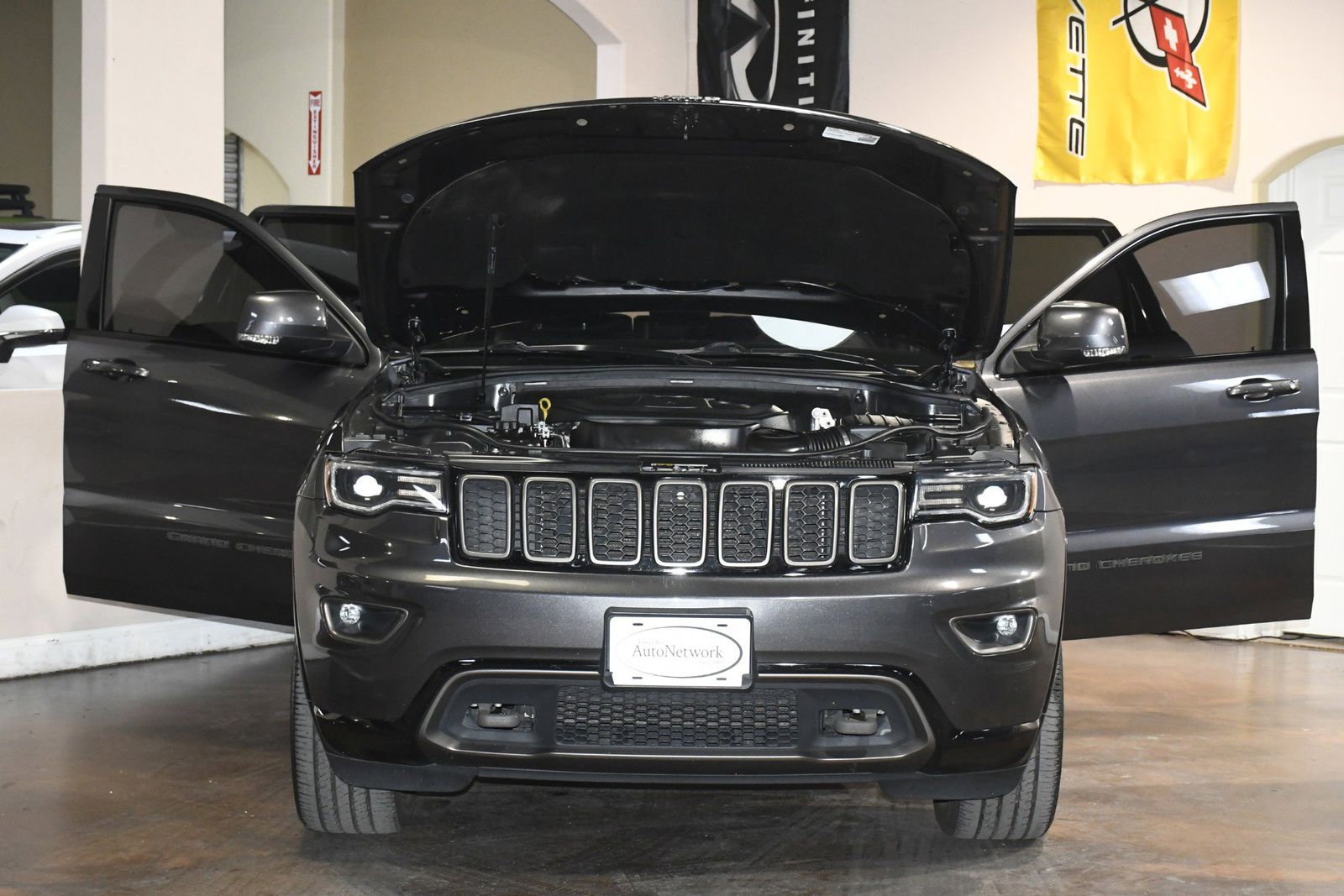 2016 Jeep Grand Cherokee Limited 75th Anniversary Edition AWD