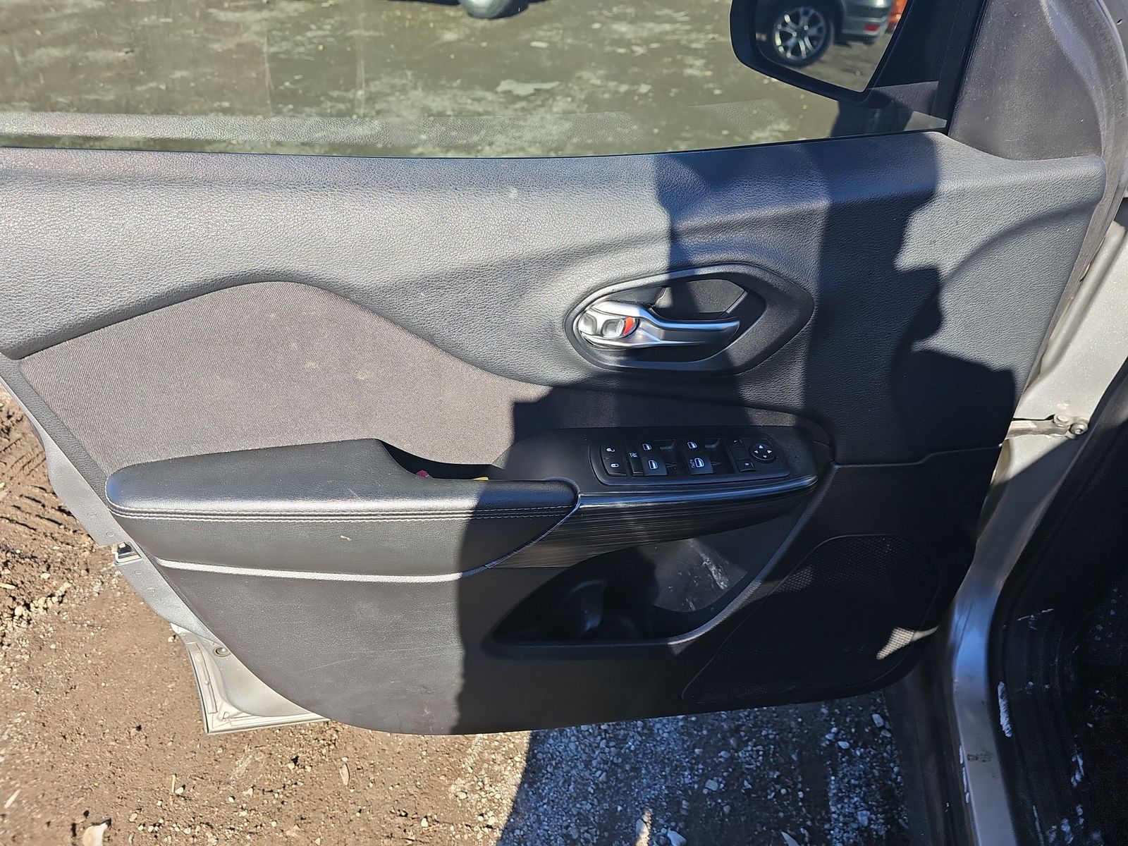 2016 Jeep Cherokee ALTITUDE FWD