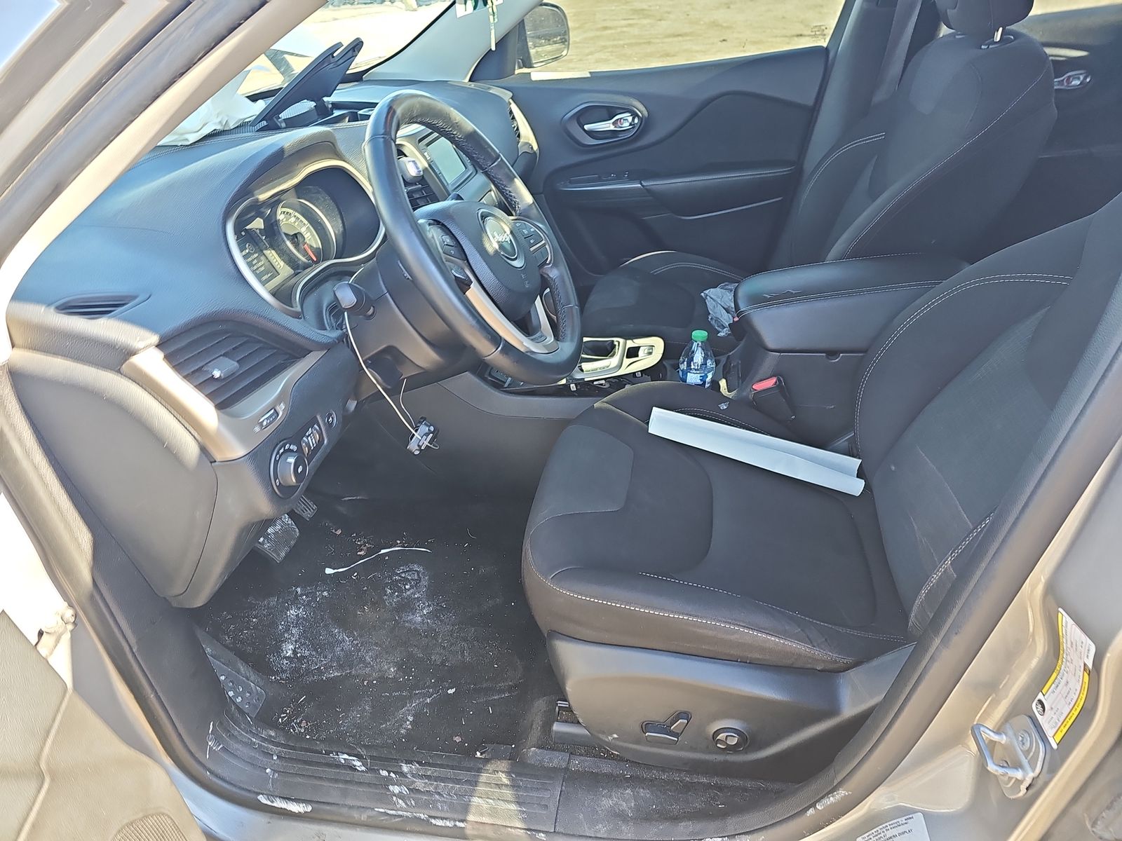 2016 Jeep Cherokee ALTITUDE FWD