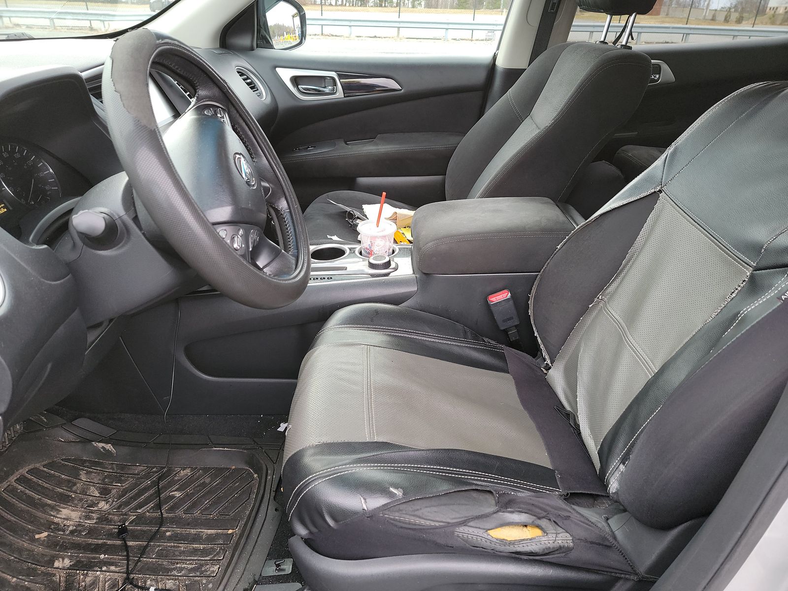 2014 Nissan Pathfinder SV AWD
