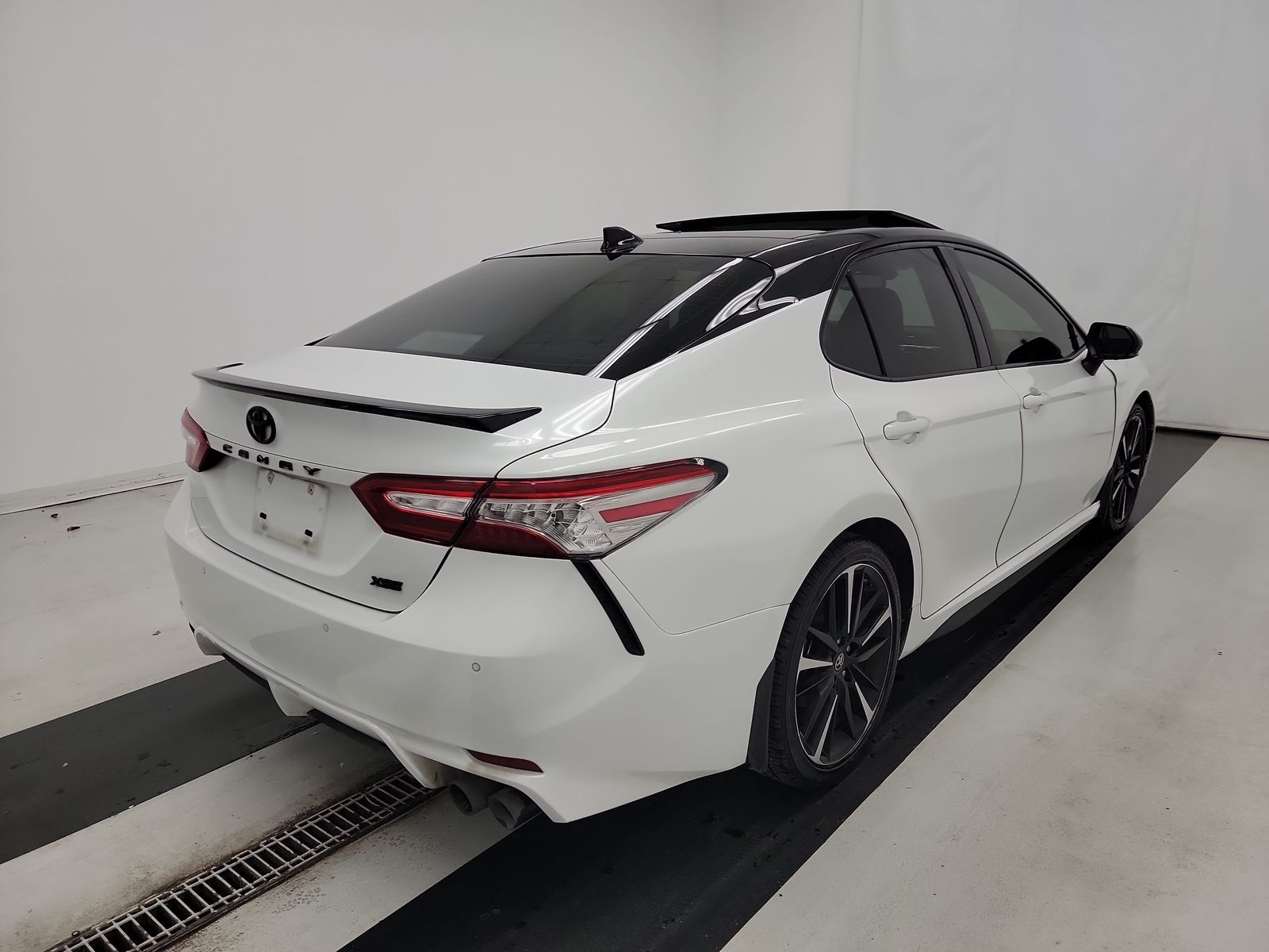 2019 Toyota Camry XSE V6 FWD