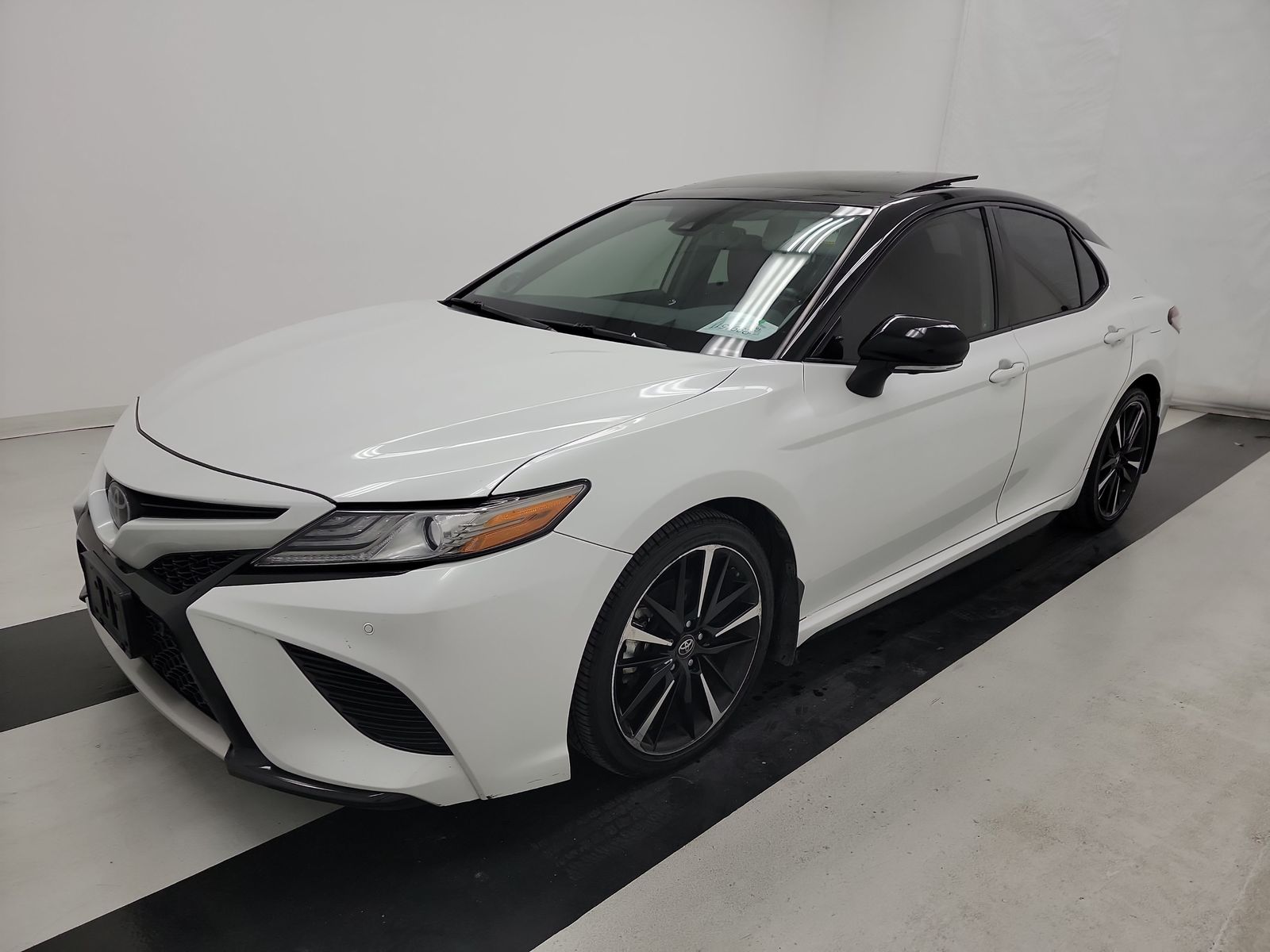 2019 Toyota Camry XSE V6 FWD