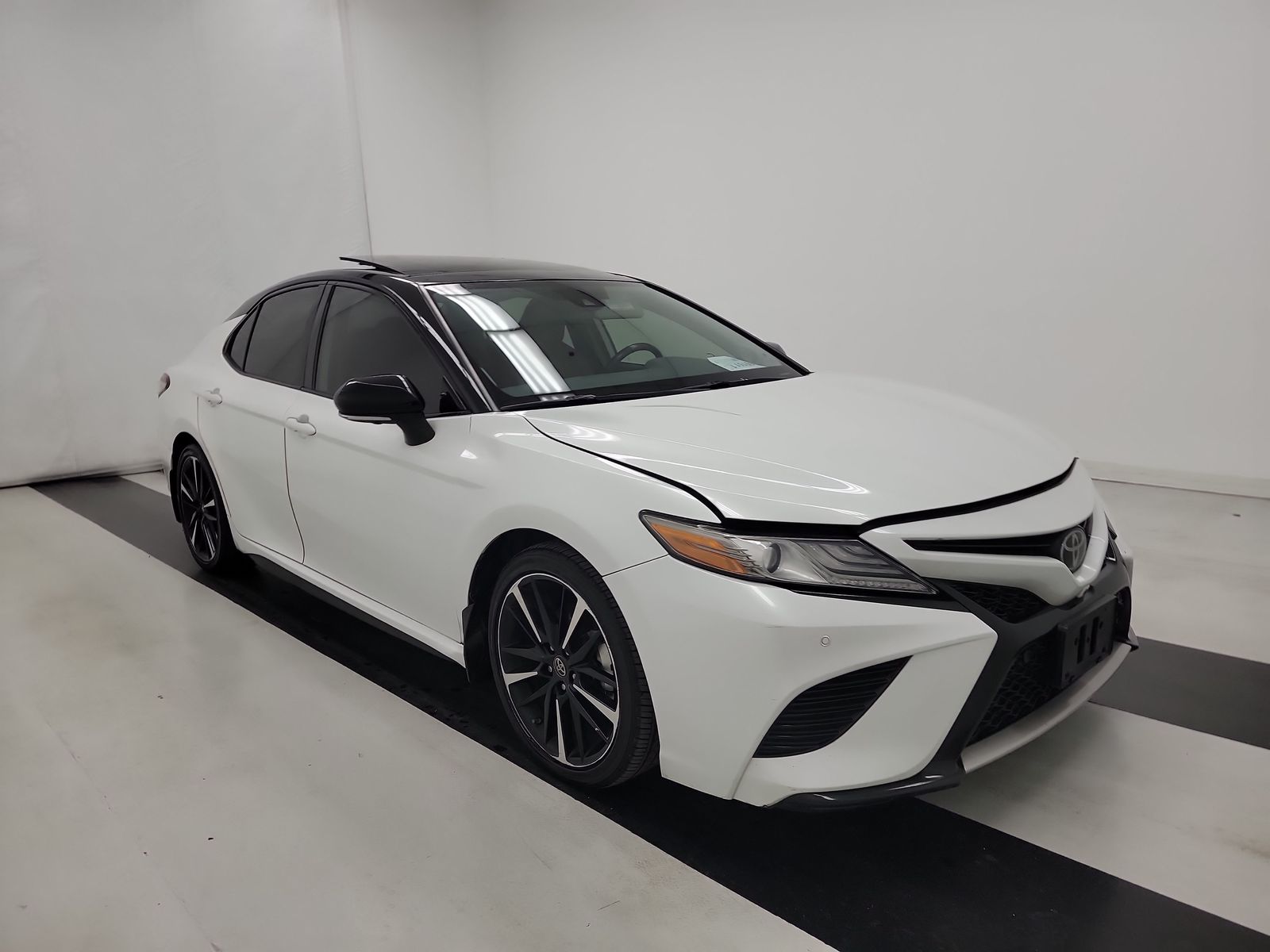 2019 Toyota Camry XSE V6 FWD