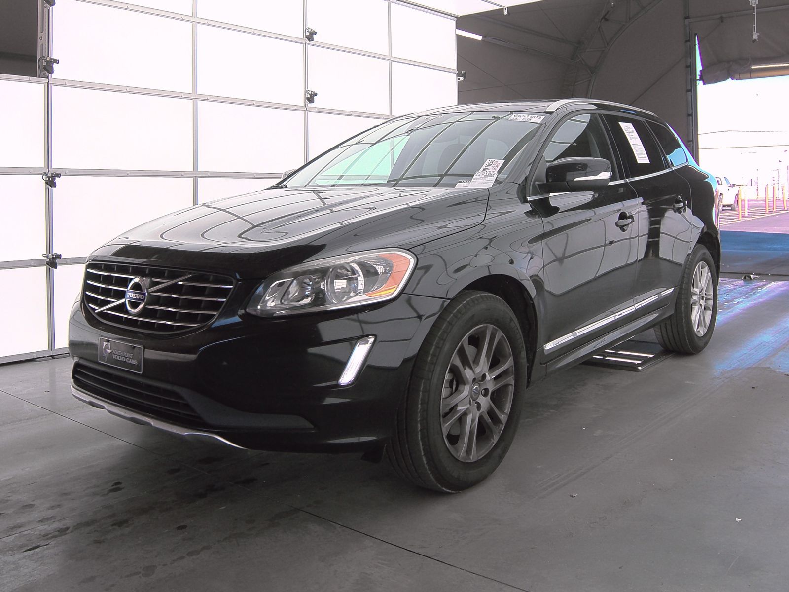 2015 Volvo XC60 T5-E PREMR FWD
