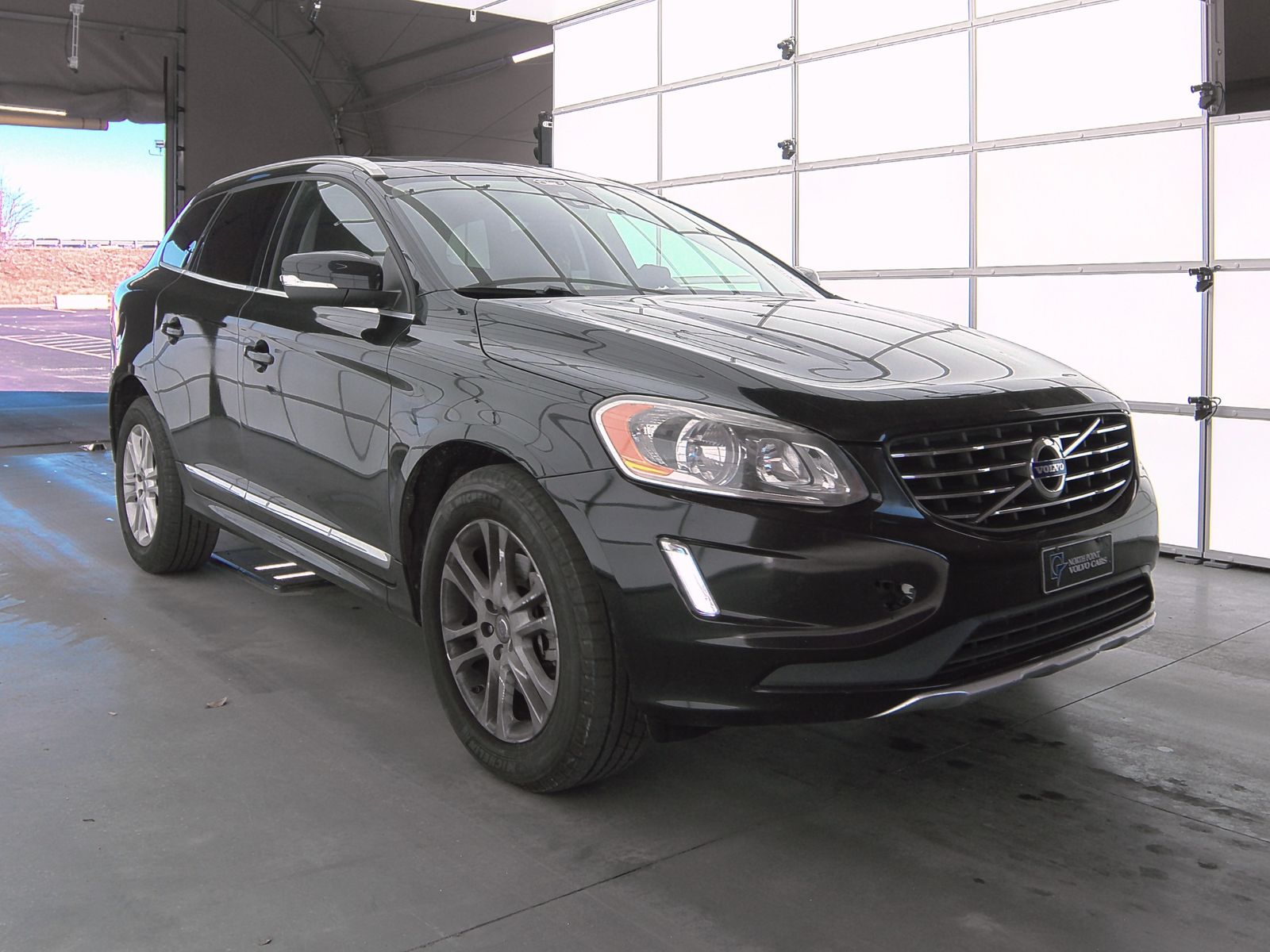 2015 Volvo XC60 T5-E PREMR FWD
