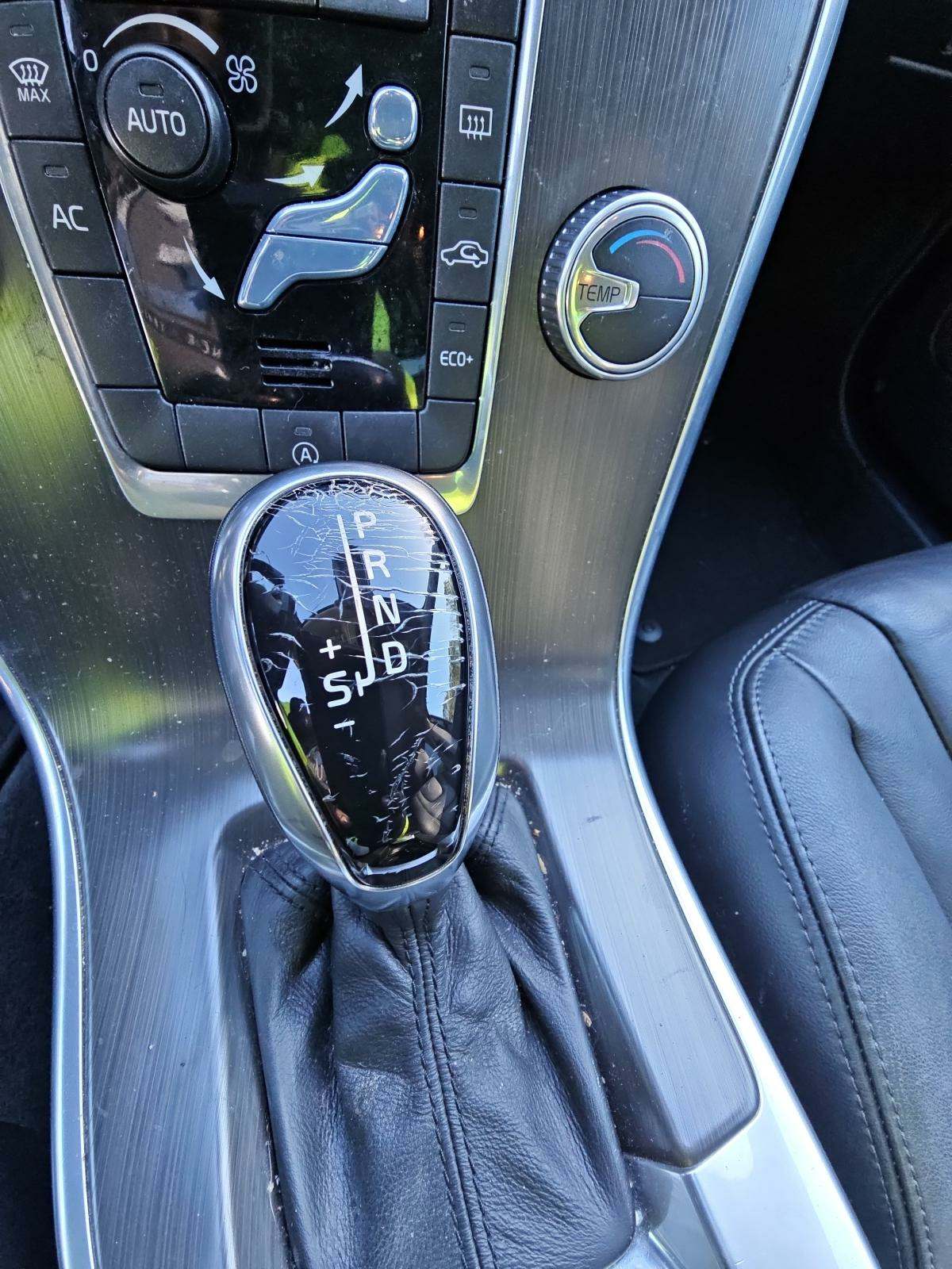 2015 Volvo XC60 T5-E PREMR FWD