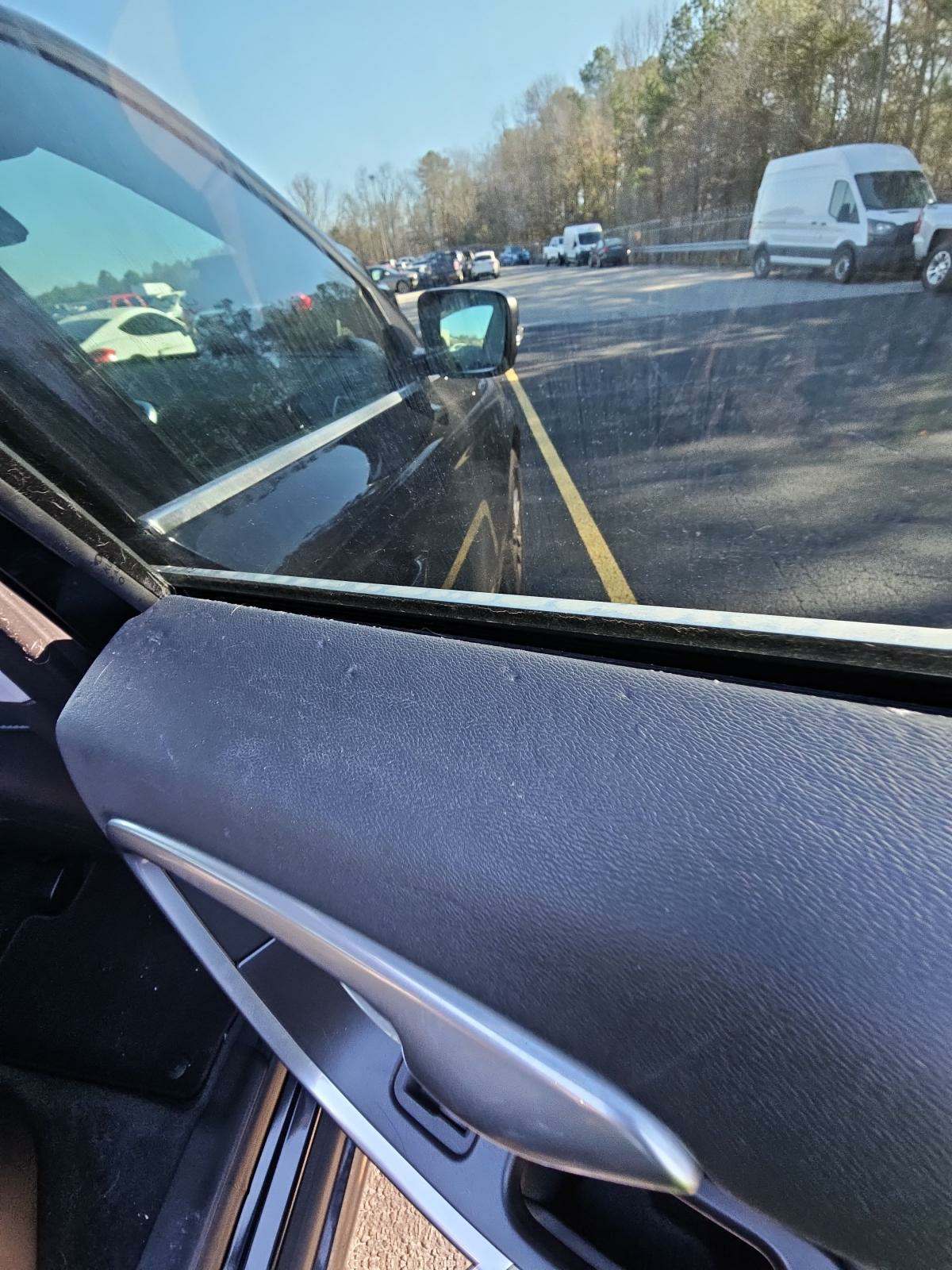 2015 Volvo XC60 T5-E PREMR FWD