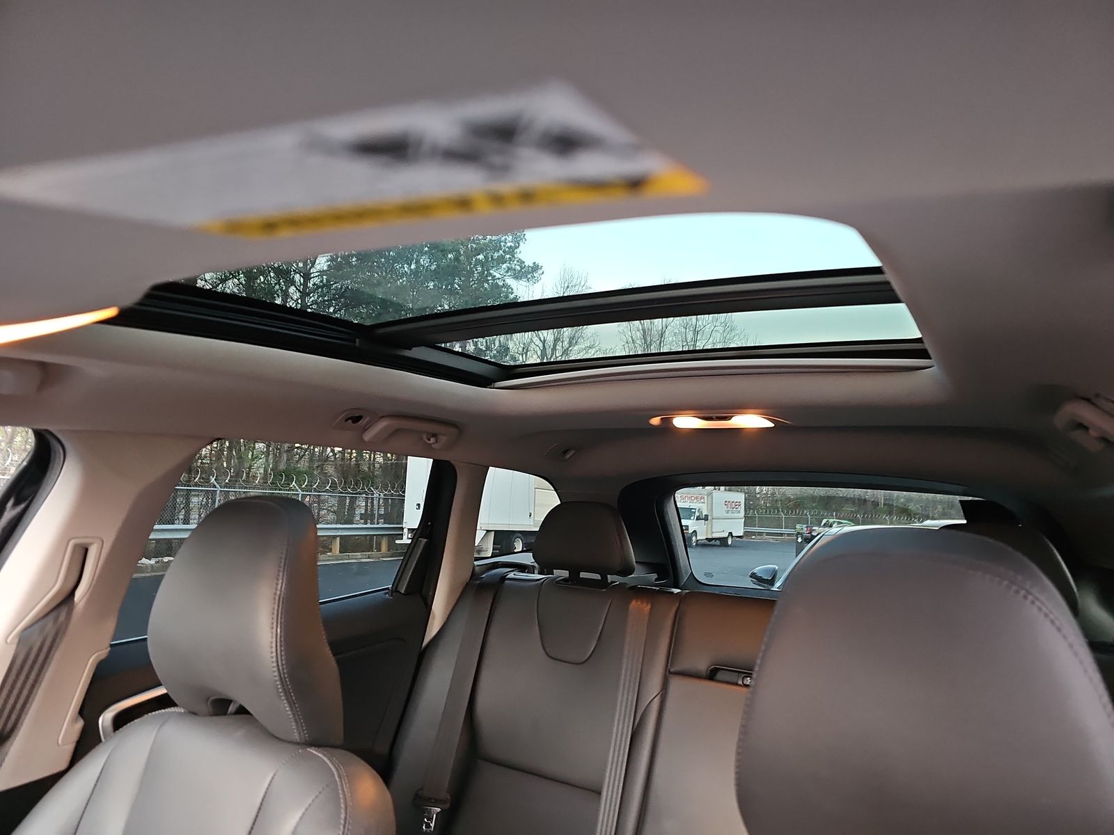 2015 Volvo XC60 T5-E PREMR FWD