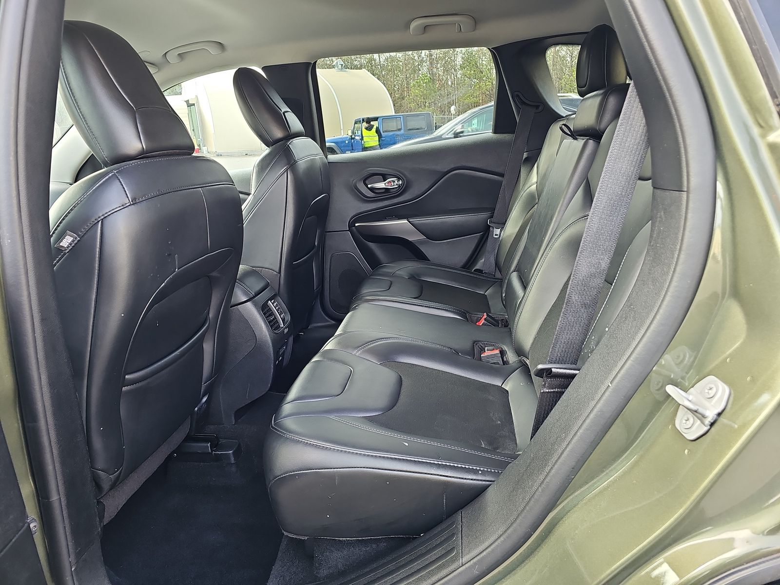 2020 Jeep Cherokee LATITUDE  FWD