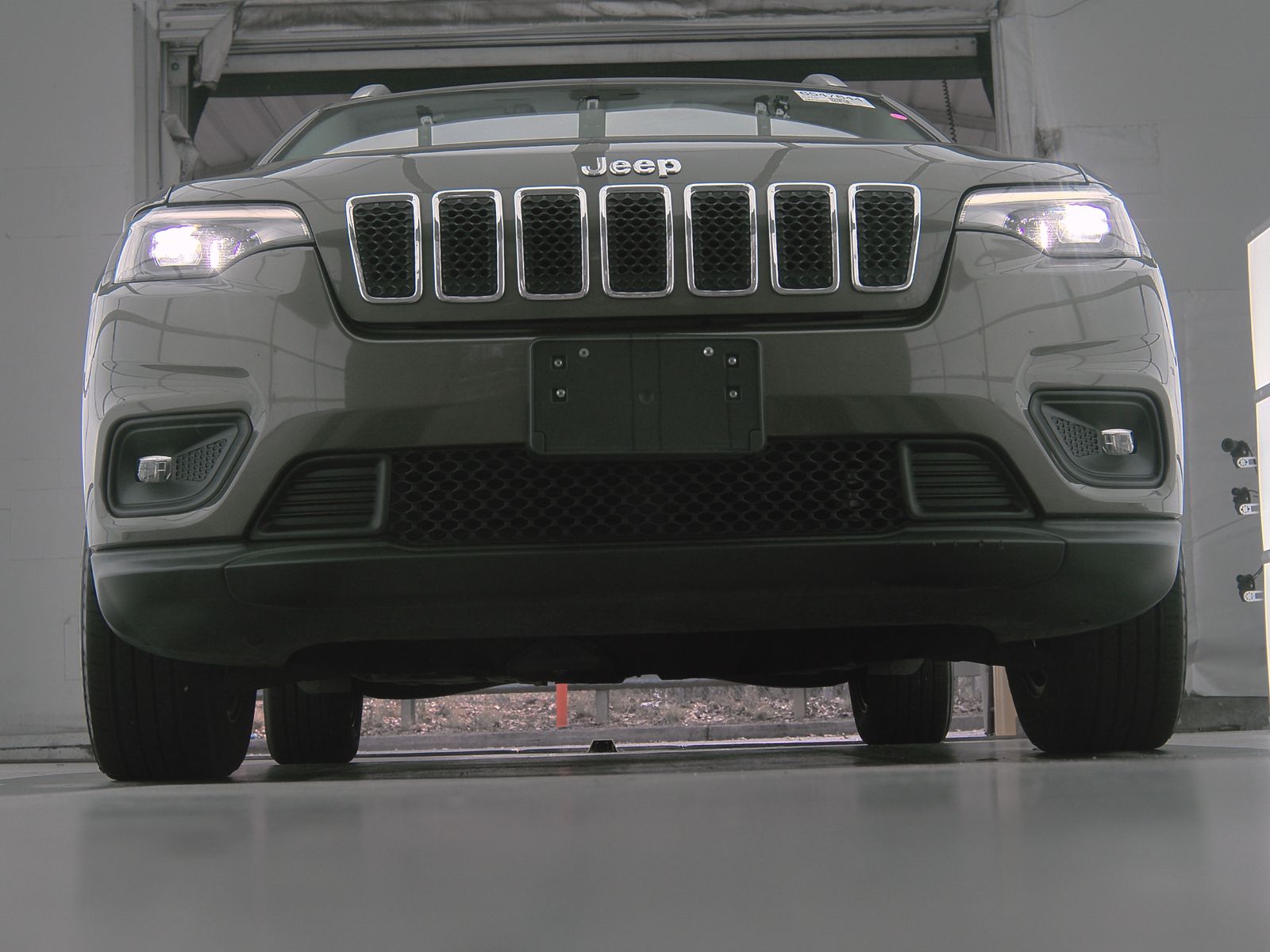 2020 Jeep Cherokee LATITUDE  FWD