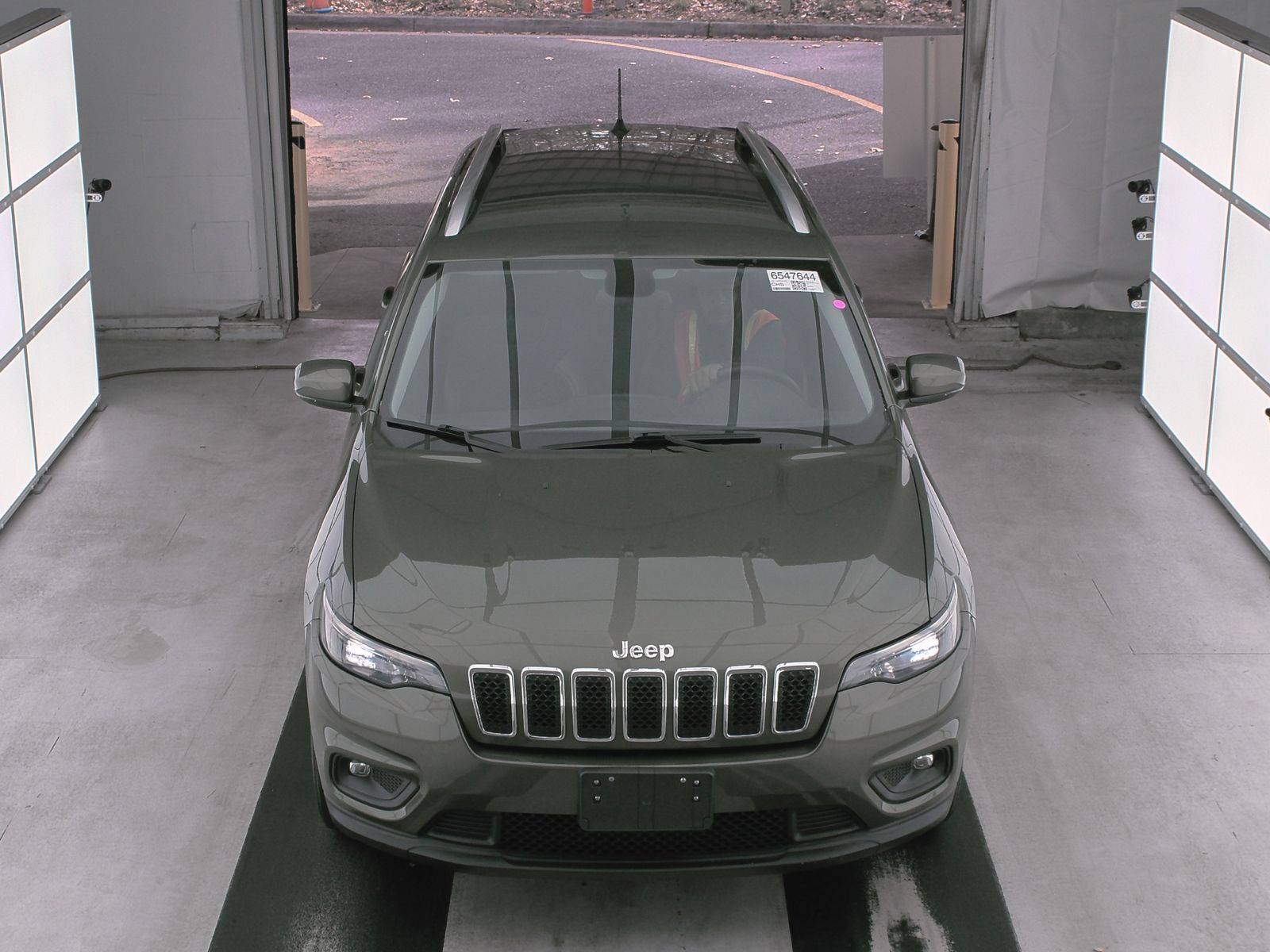 2020 Jeep Cherokee LATITUDE  FWD