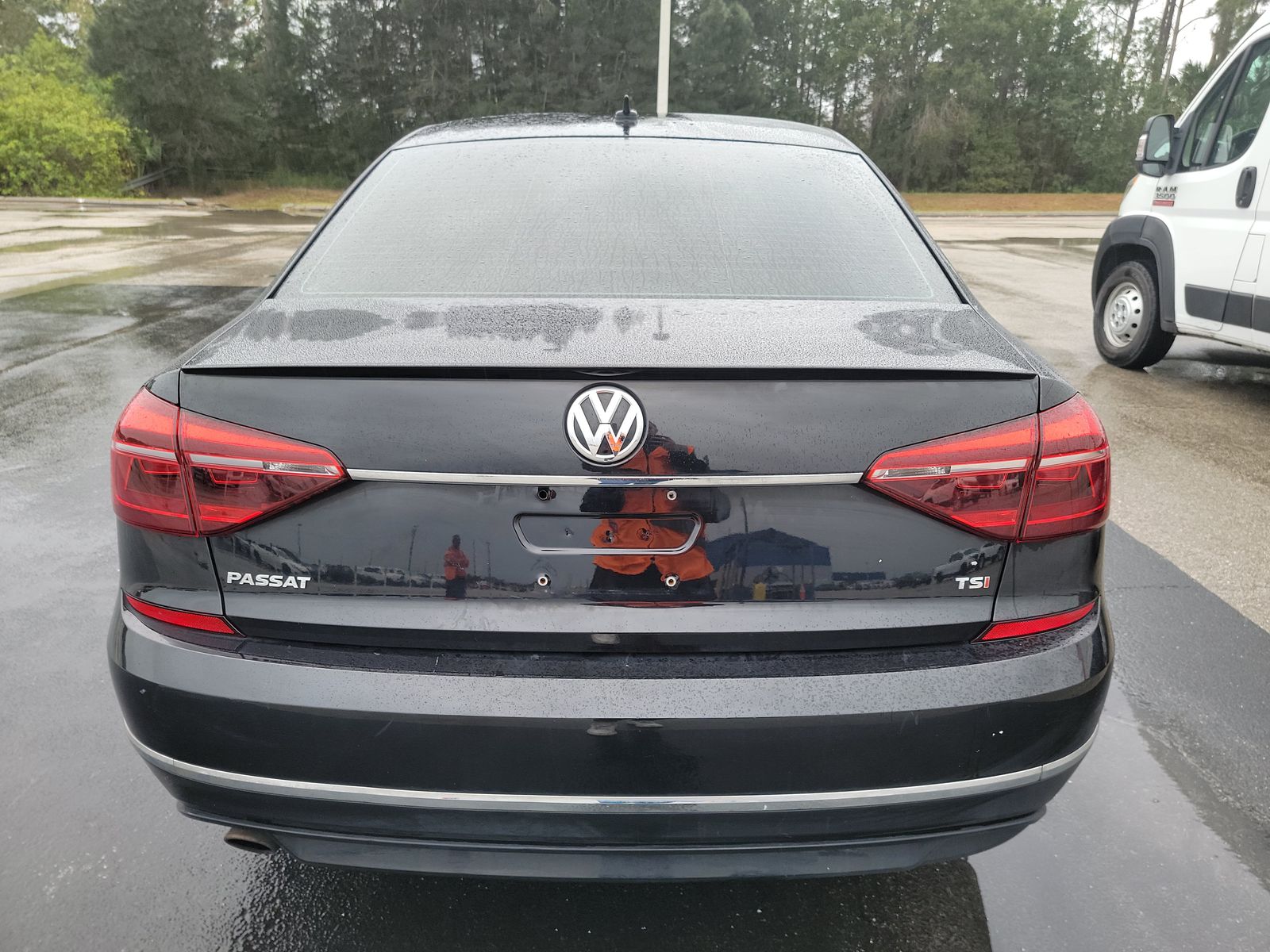 2017 Volkswagen Passat RLINE COMF FWD