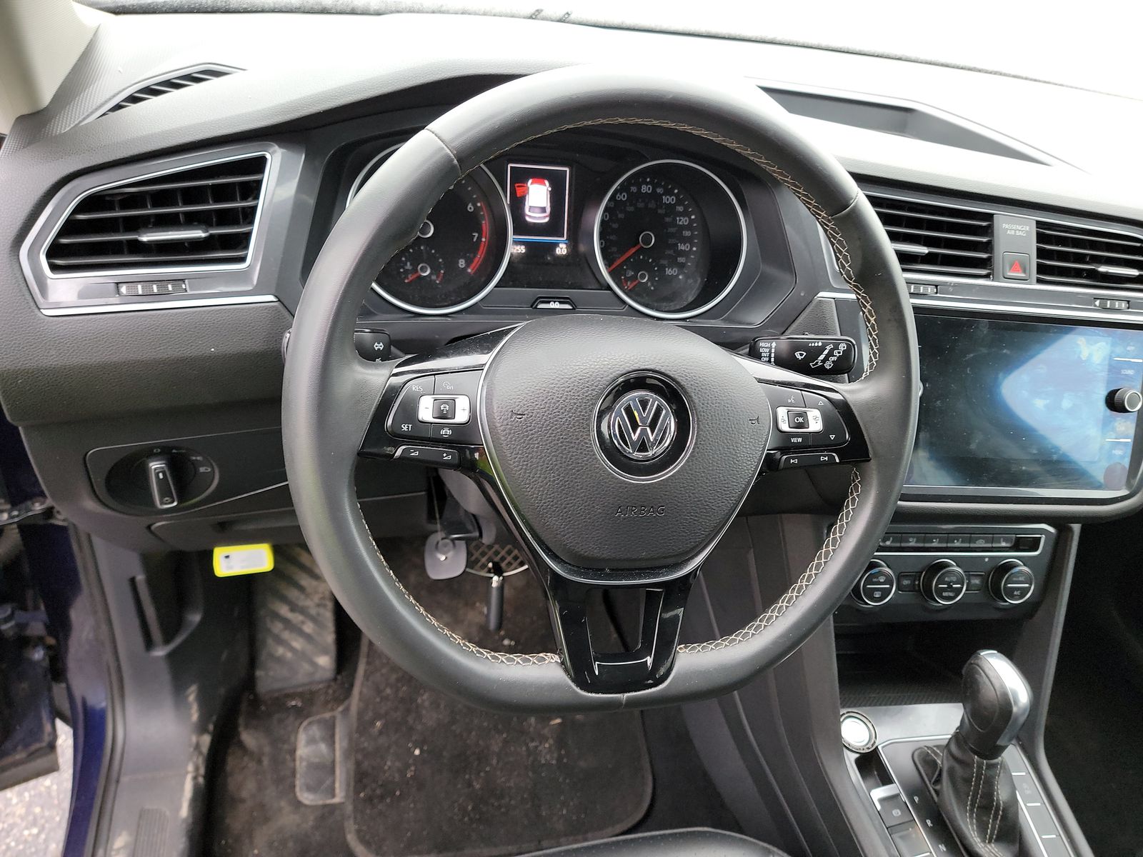 2021 Volkswagen Tiguan SE FWD