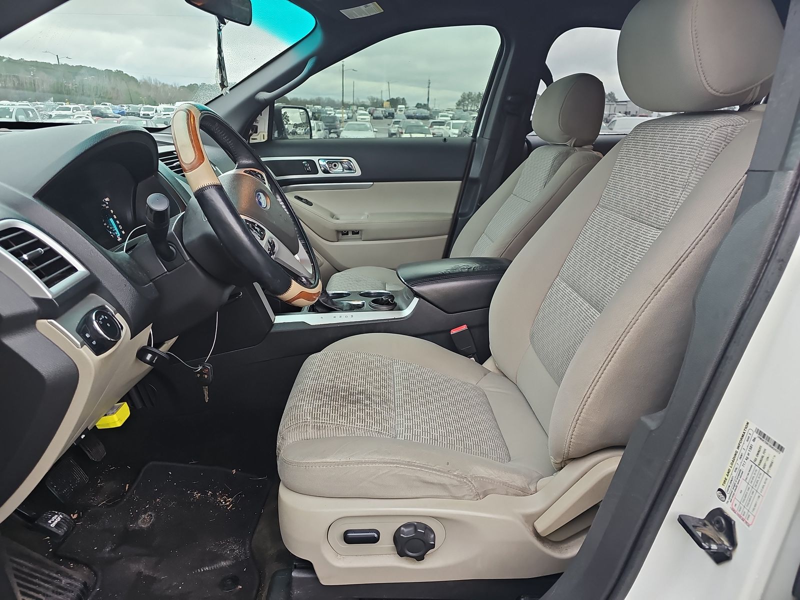 2013 Ford Explorer XLT FWD