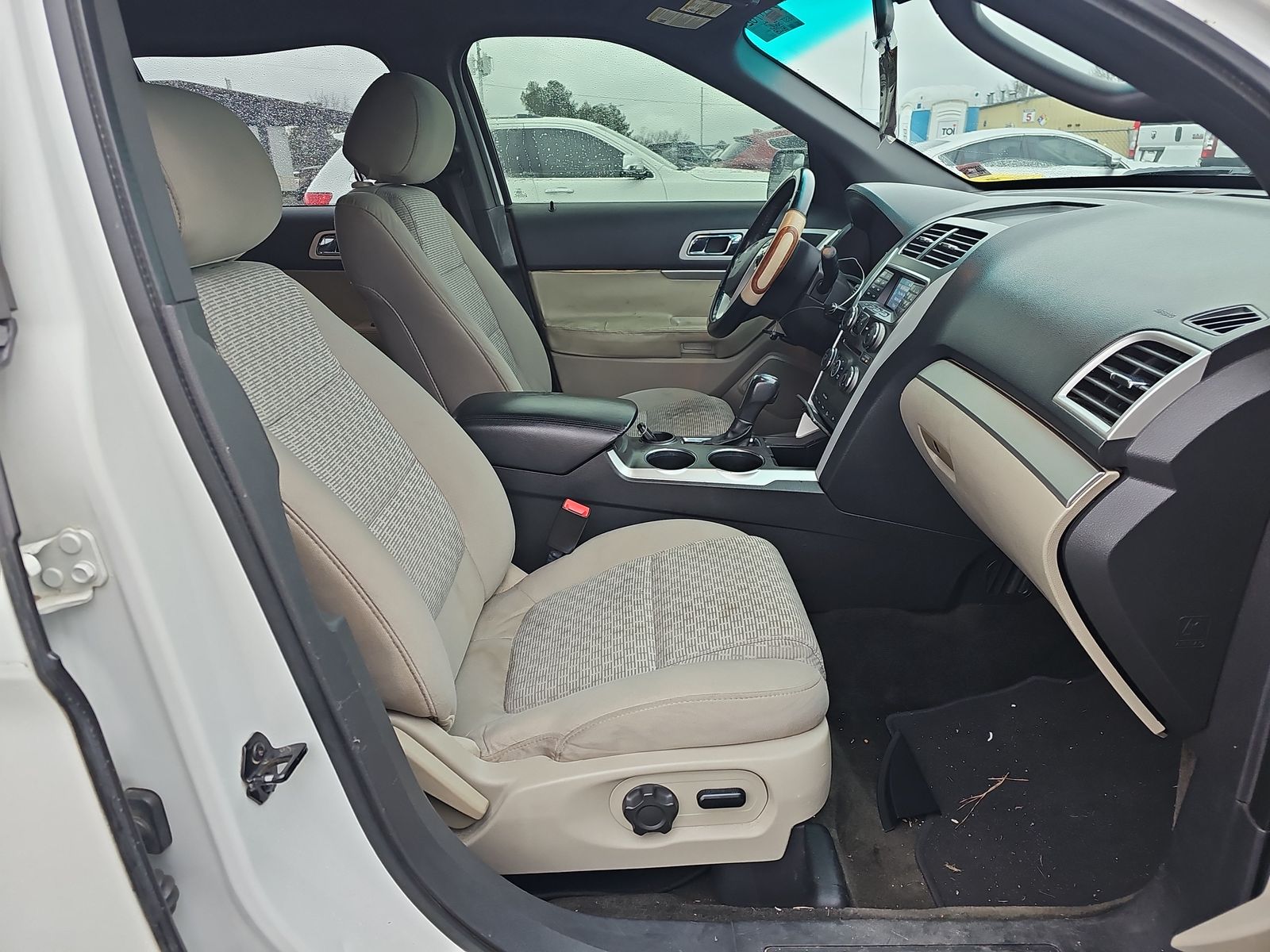 2013 Ford Explorer XLT FWD