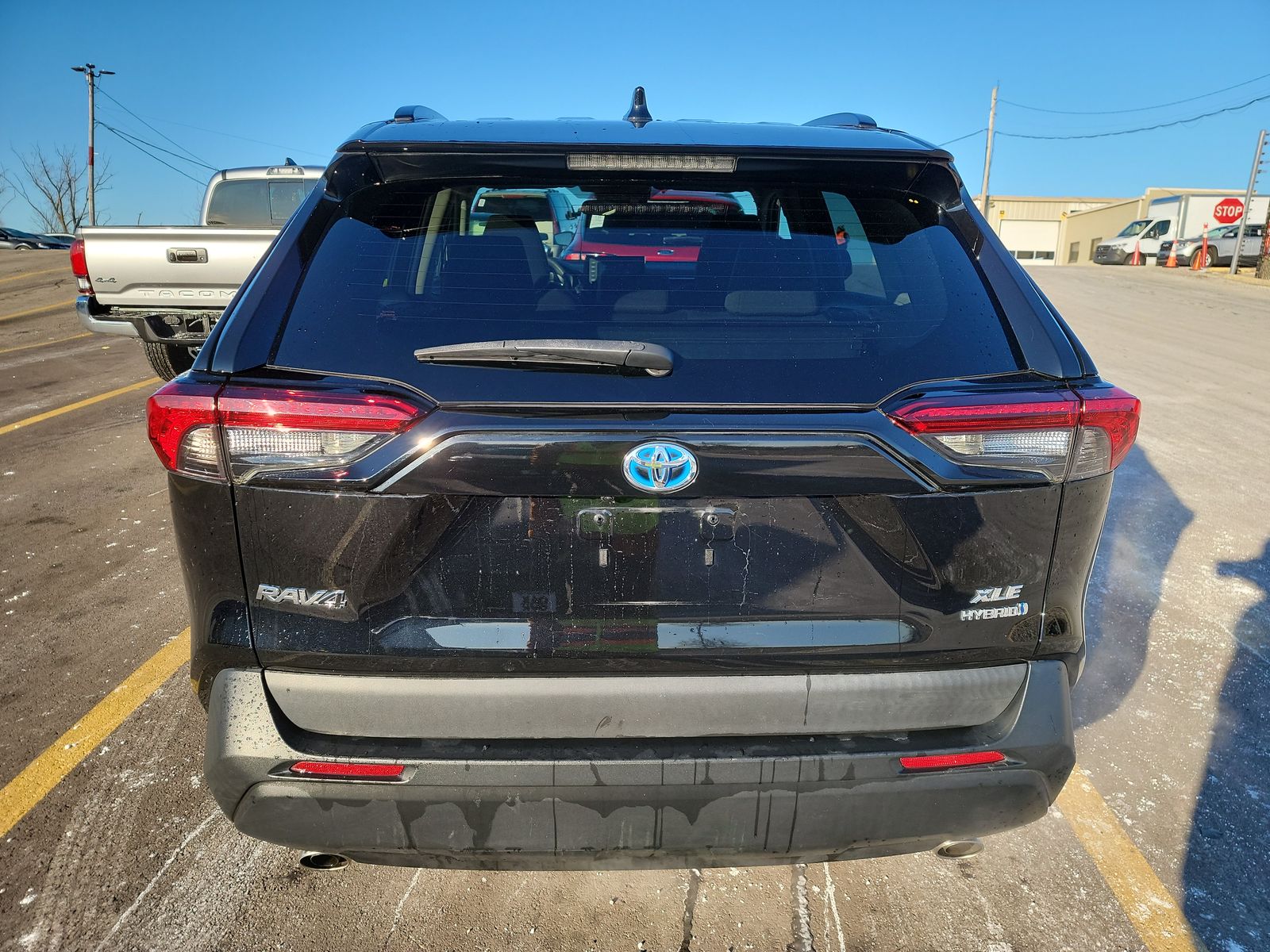 2020 Toyota RAV4 HYBRID XLE AWD