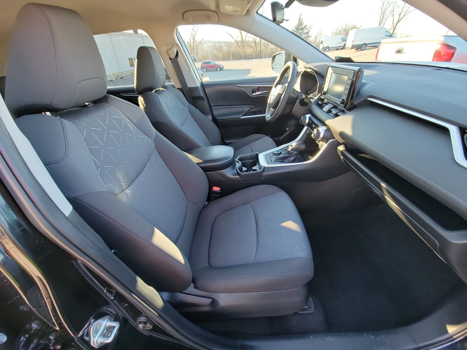 2020 Toyota RAV4 HYBRID XLE AWD