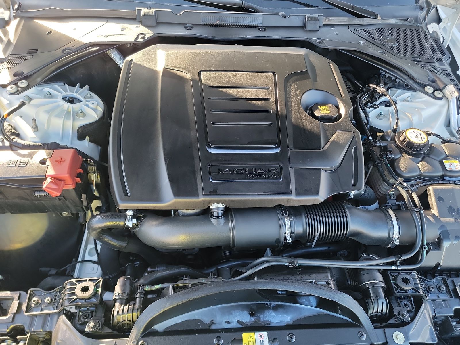 2019 Jaguar XE 25T RWD