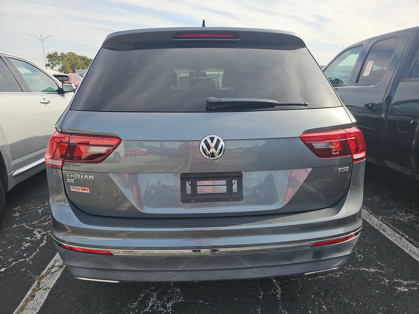 2018 Volkswagen Tiguan SE FWD
