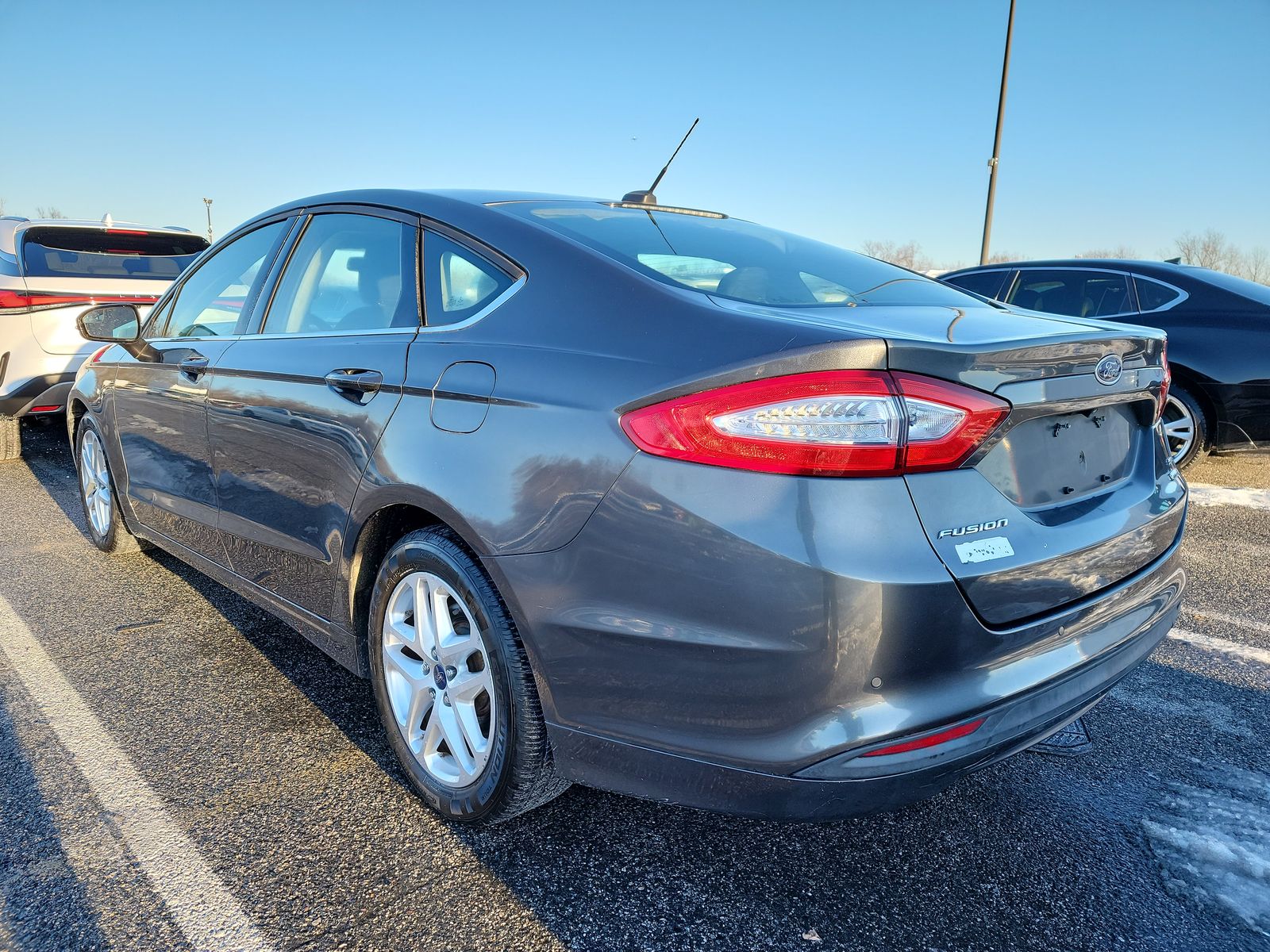 2016 Ford Fusion SE FWD