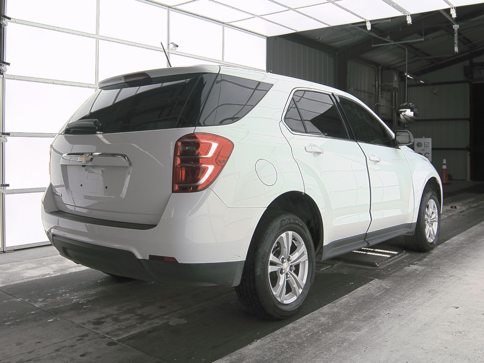 2017 Chevrolet Equinox LS FWD