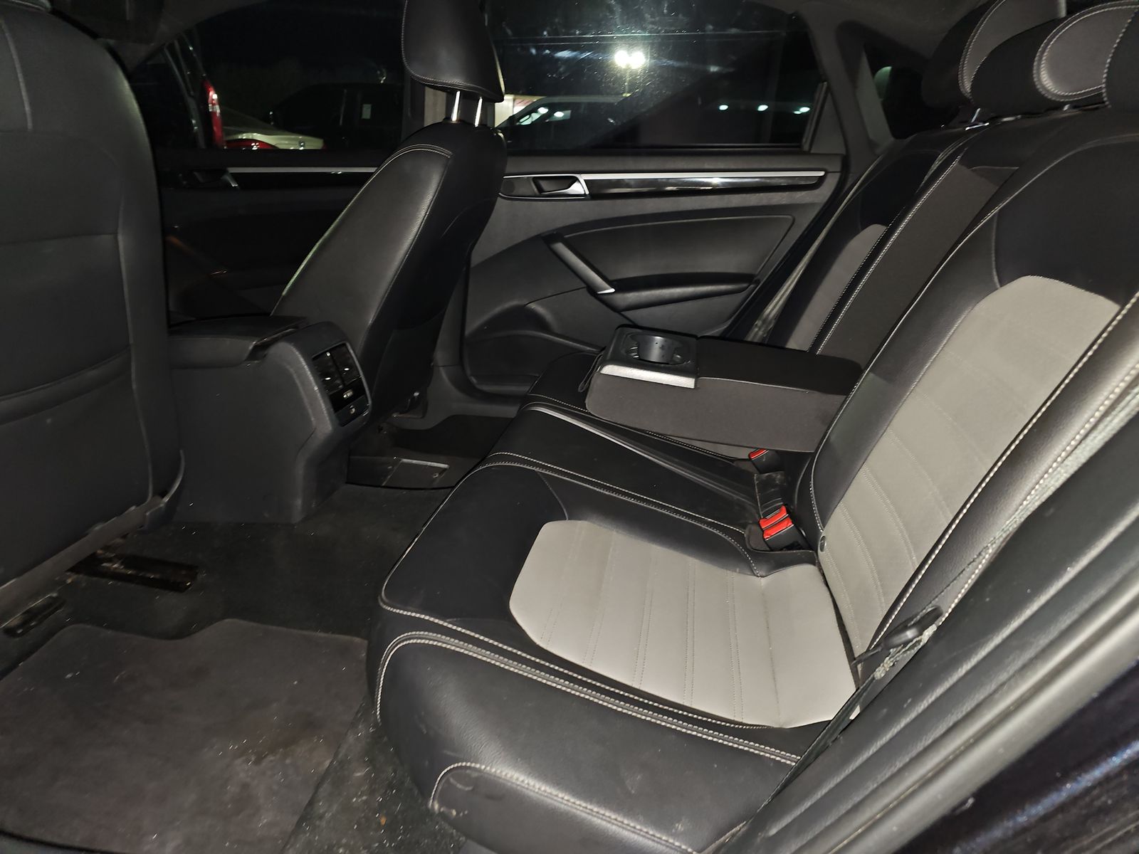 2018 Volkswagen Passat V6 GT FWD