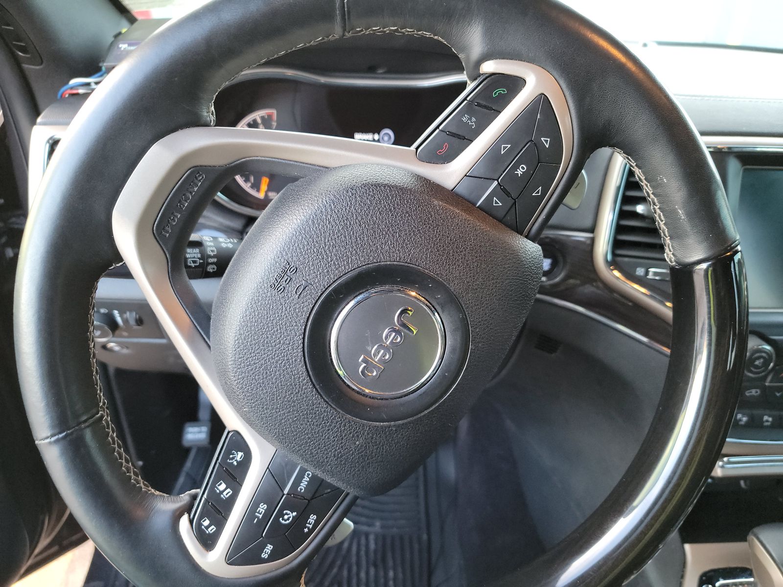 2017 Jeep Grand Cherokee OVERLAND AWD