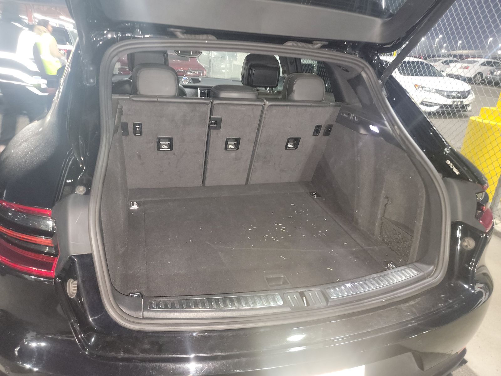 2018 Porsche Macan Sport Edition AWD AWD