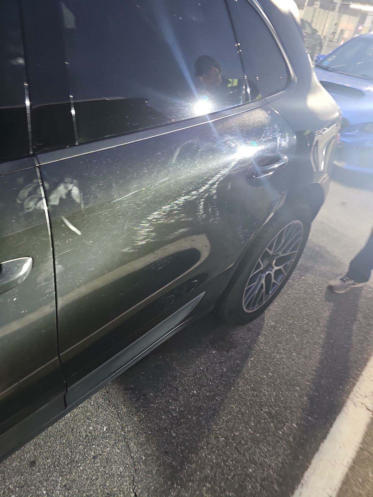 2018 Porsche Macan Sport Edition AWD AWD