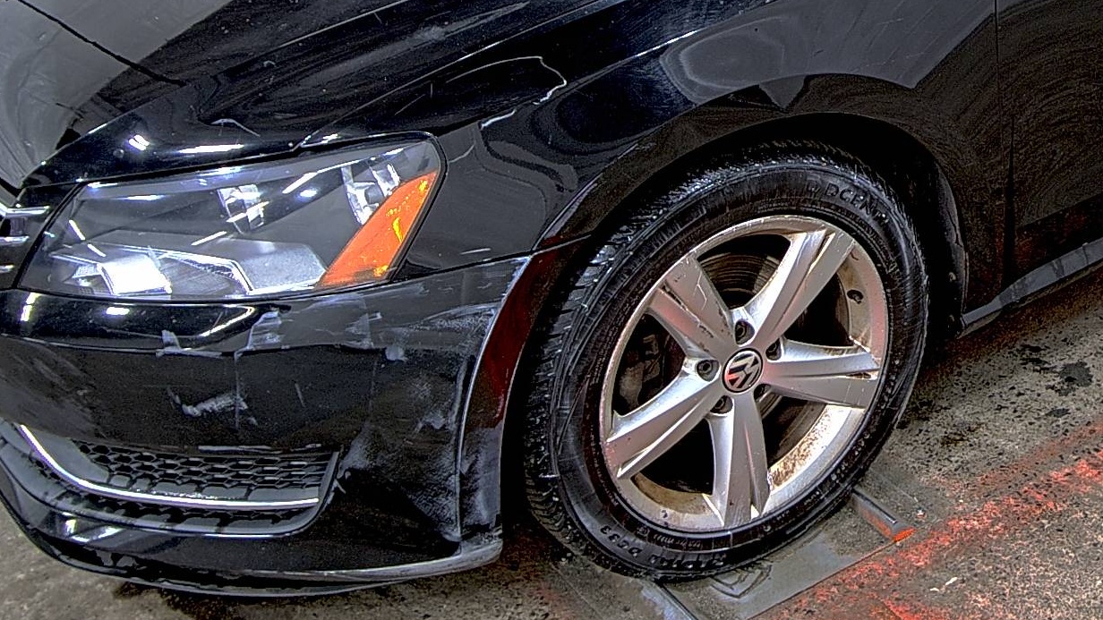 2013 Volkswagen Passat 2.5L SE FWD